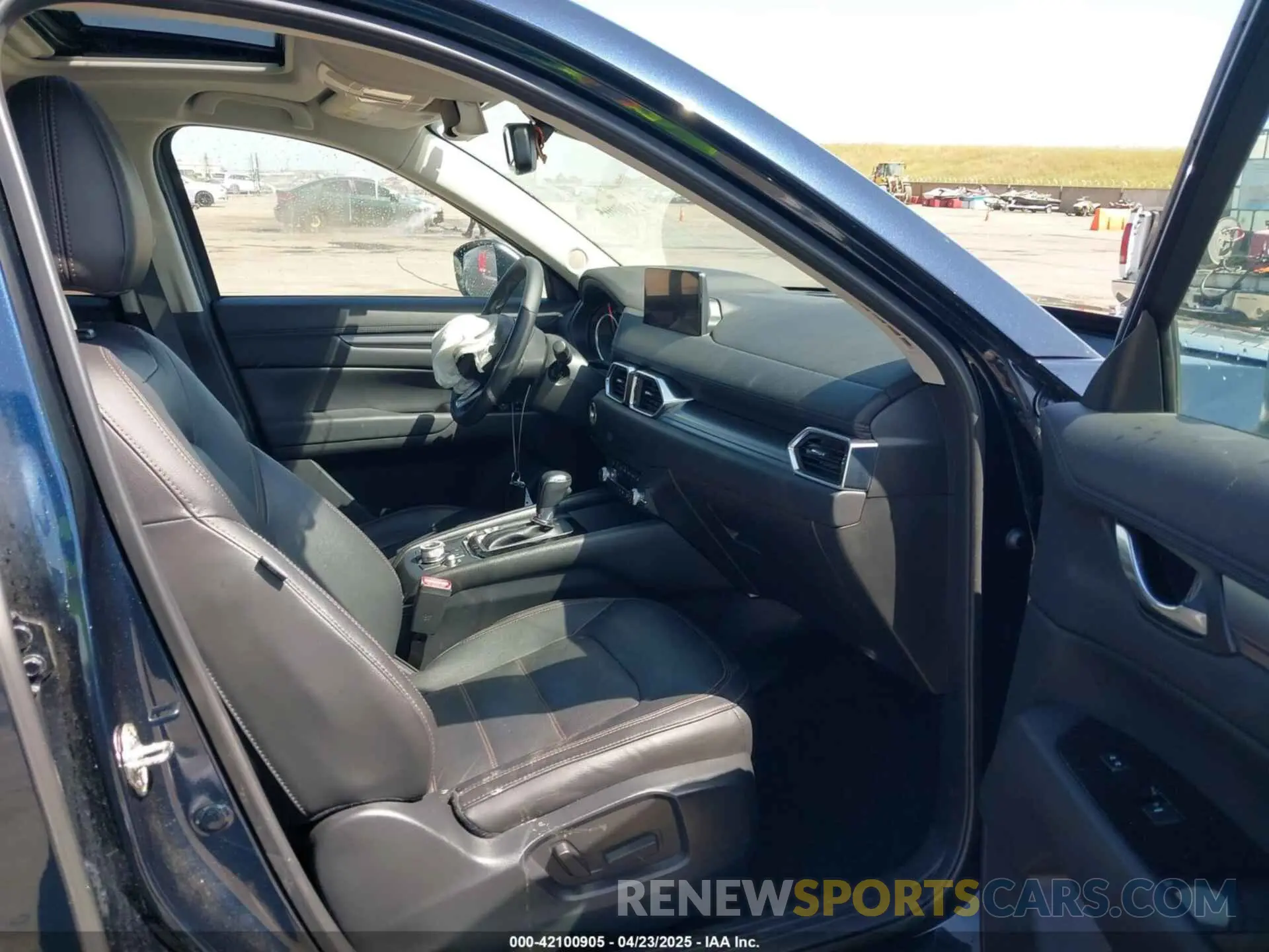 5 Photograph of a damaged car JM3KFBCM5N0635733 MAZDA CX-5 2022