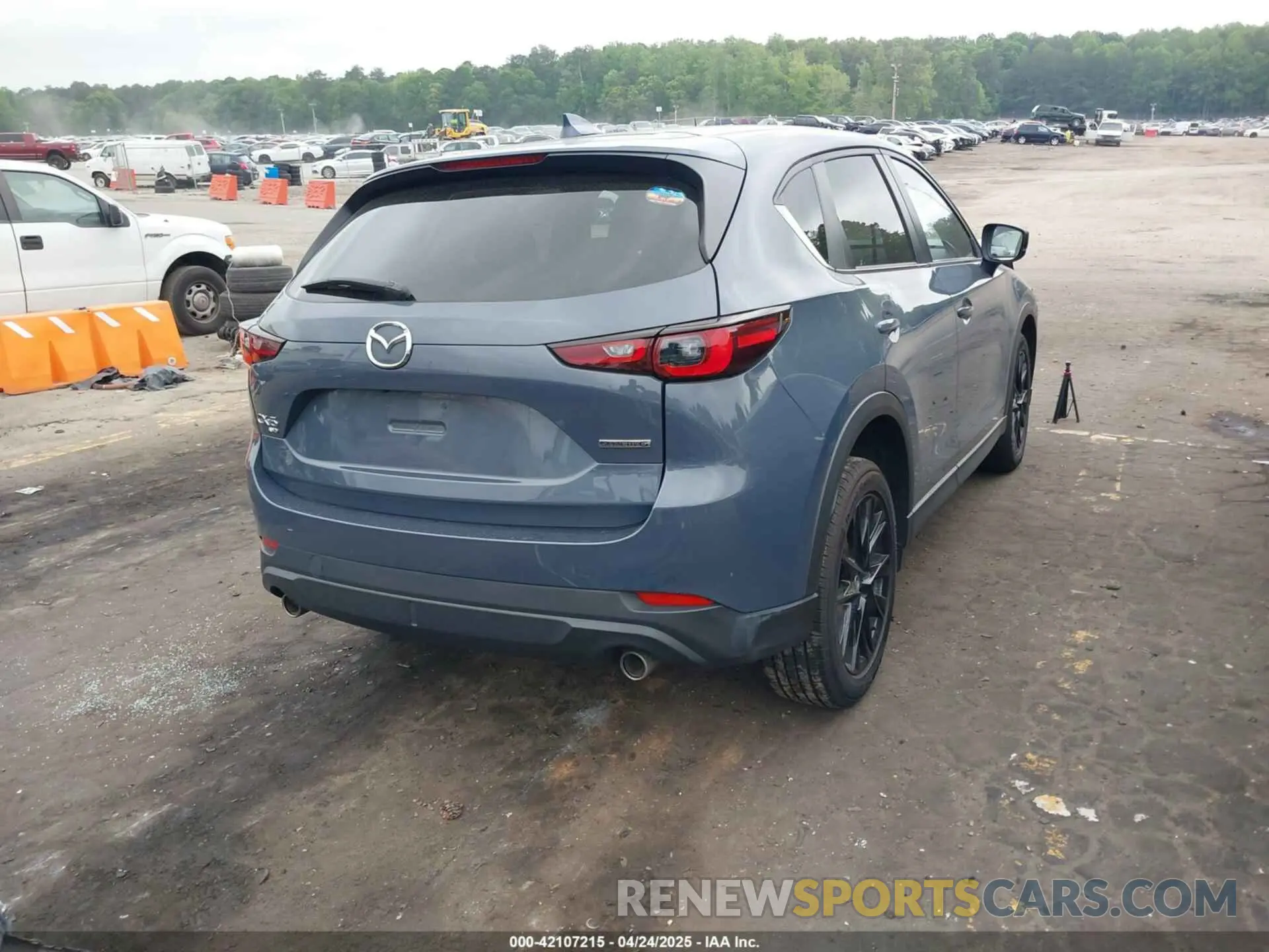4 Photograph of a damaged car JM3KFBCM9N0542679 MAZDA CX-5 2022