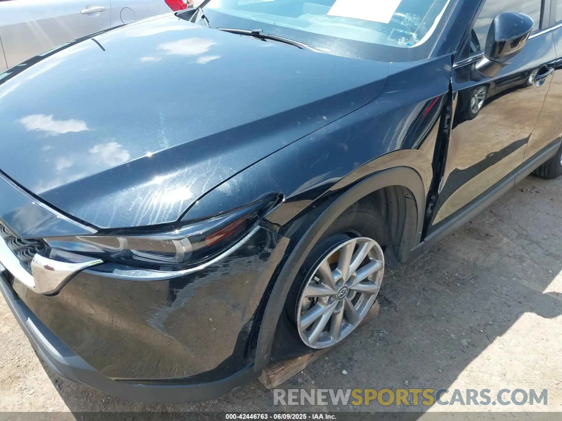 16 Photograph of a damaged car JM3KFBCM9N0607031 MAZDA CX-5 2022