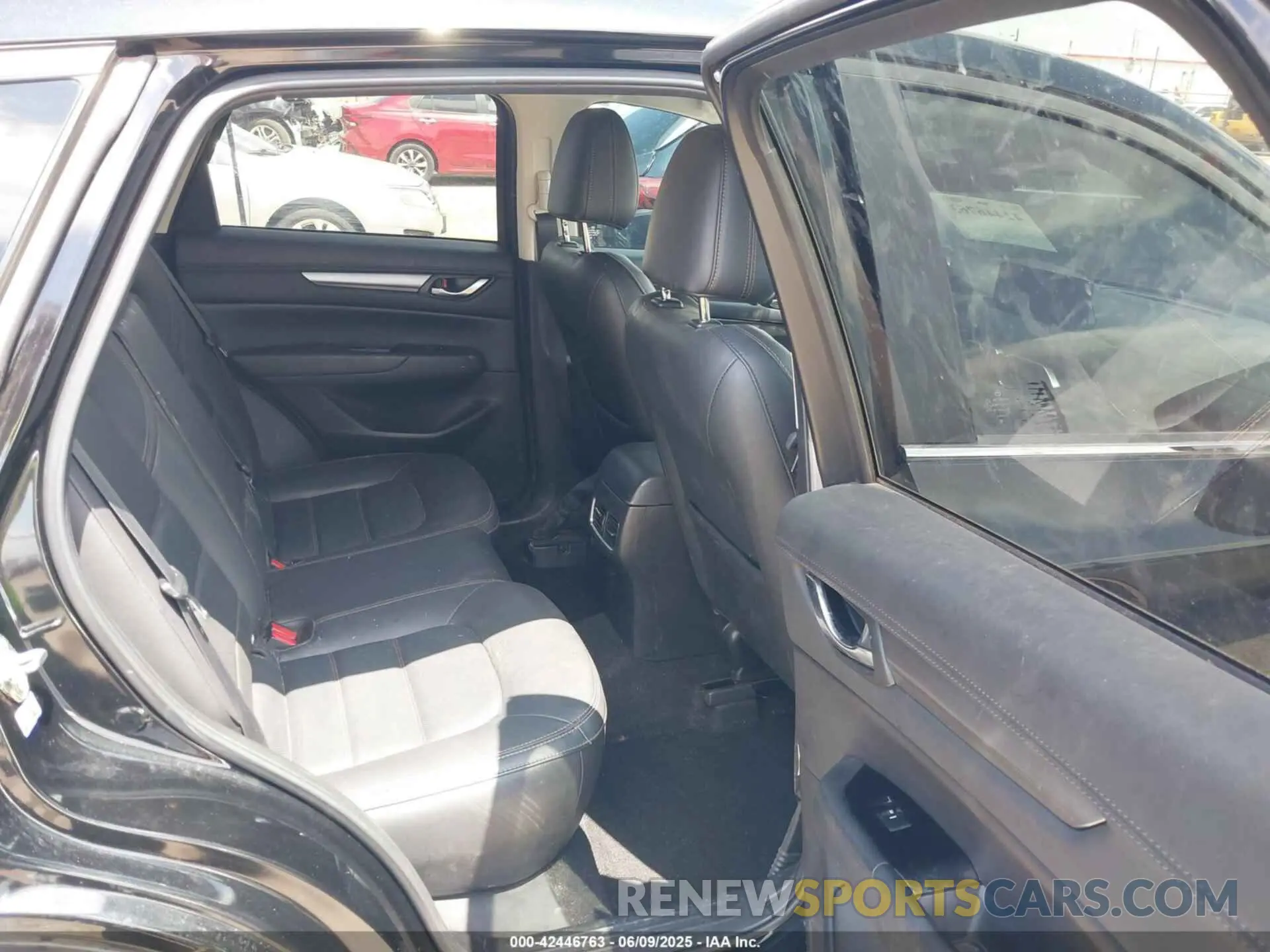 8 Photograph of a damaged car JM3KFBCM9N0607031 MAZDA CX-5 2022