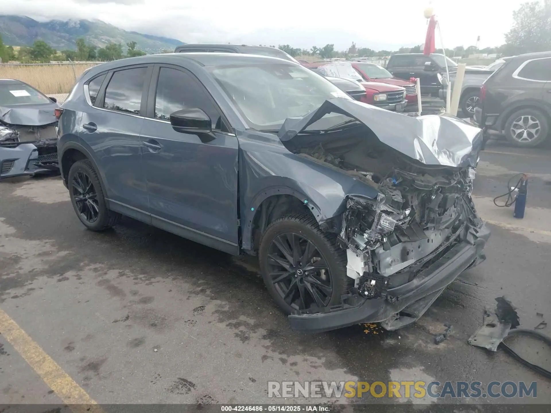 1 Photograph of a damaged car JM3KFBCM9N1633932 MAZDA CX-5 2022