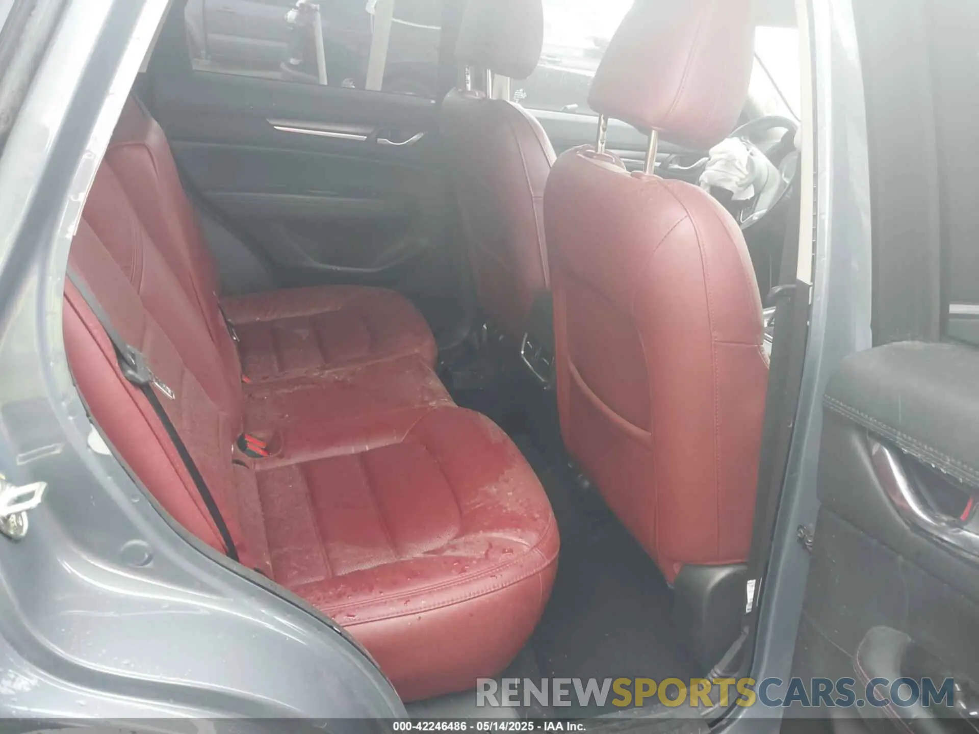 8 Photograph of a damaged car JM3KFBCM9N1633932 MAZDA CX-5 2022