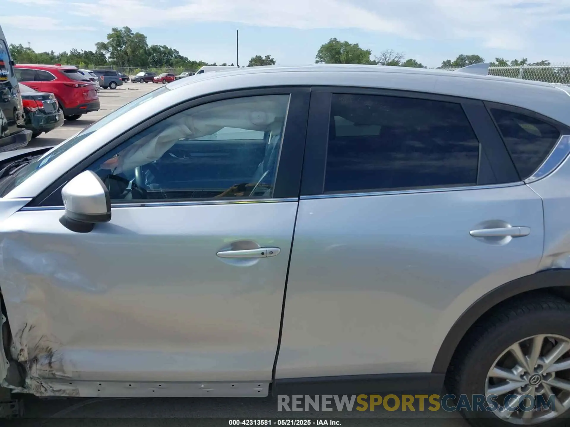 14 Photograph of a damaged car JM3KFBCMXN1557475 MAZDA CX-5 2022