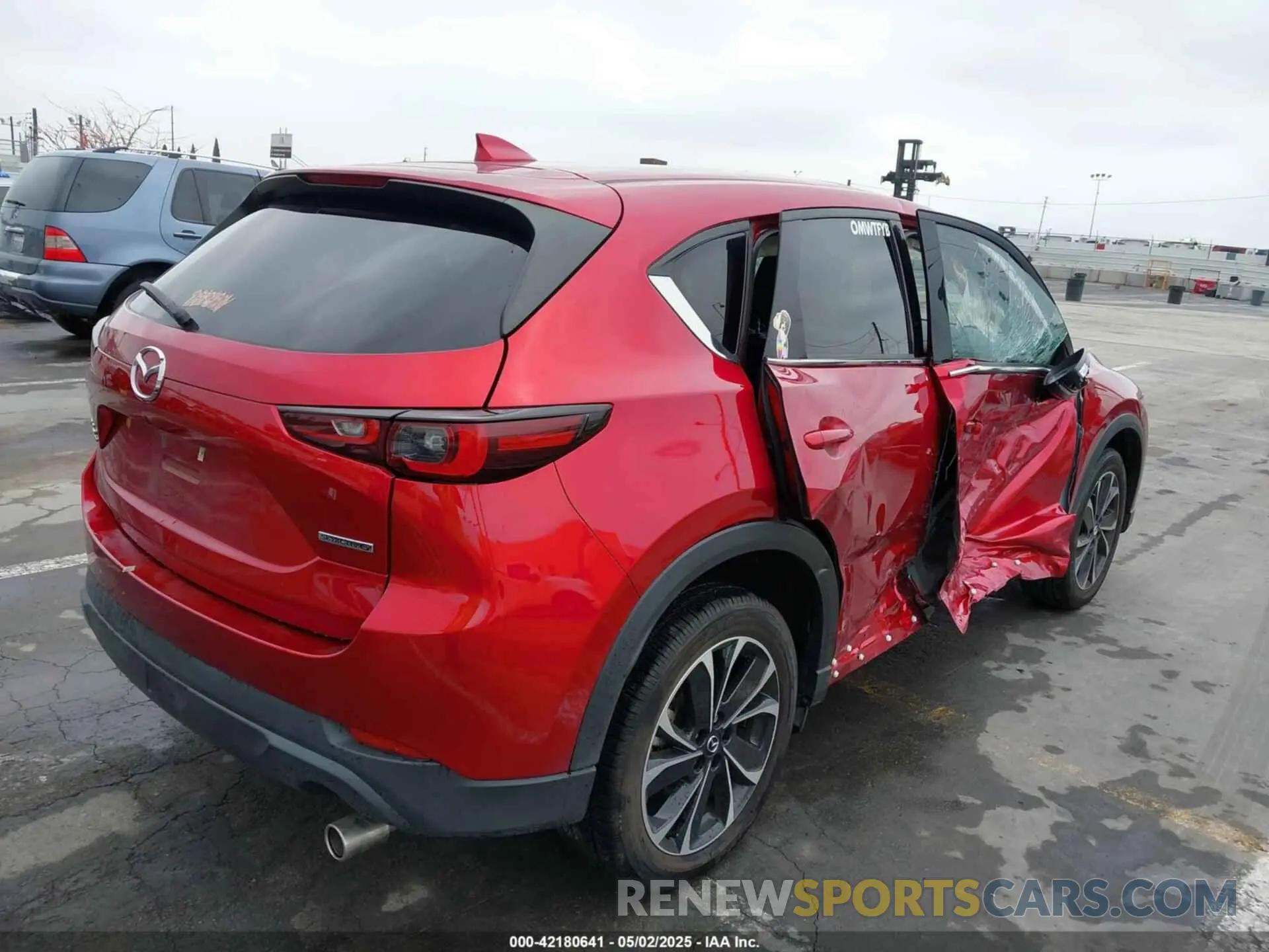4 Photograph of a damaged car JM3KFBDM1N0644377 MAZDA CX-5 2022