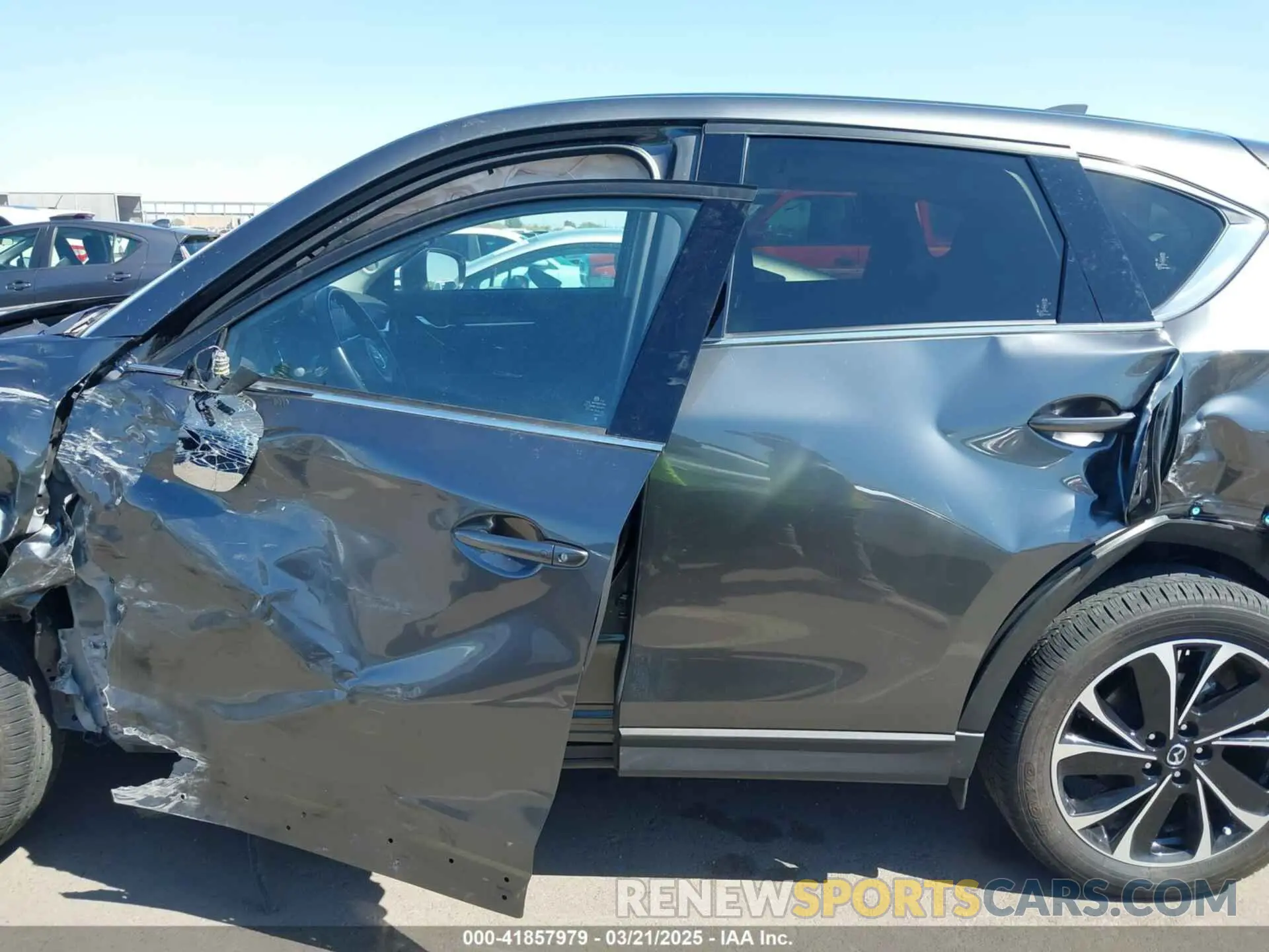 14 Photograph of a damaged car JM3KFBDM7N0639118 MAZDA CX-5 2022