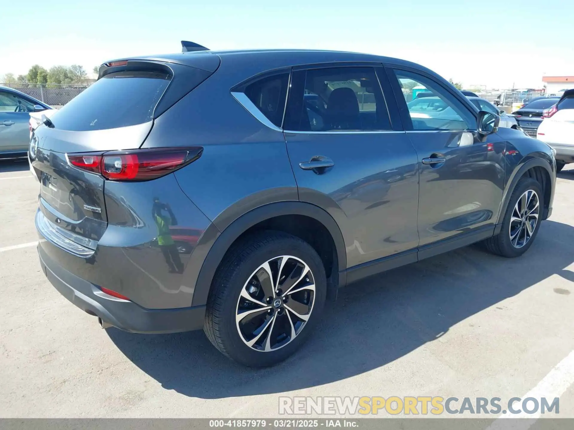 4 Photograph of a damaged car JM3KFBDM7N0639118 MAZDA CX-5 2022