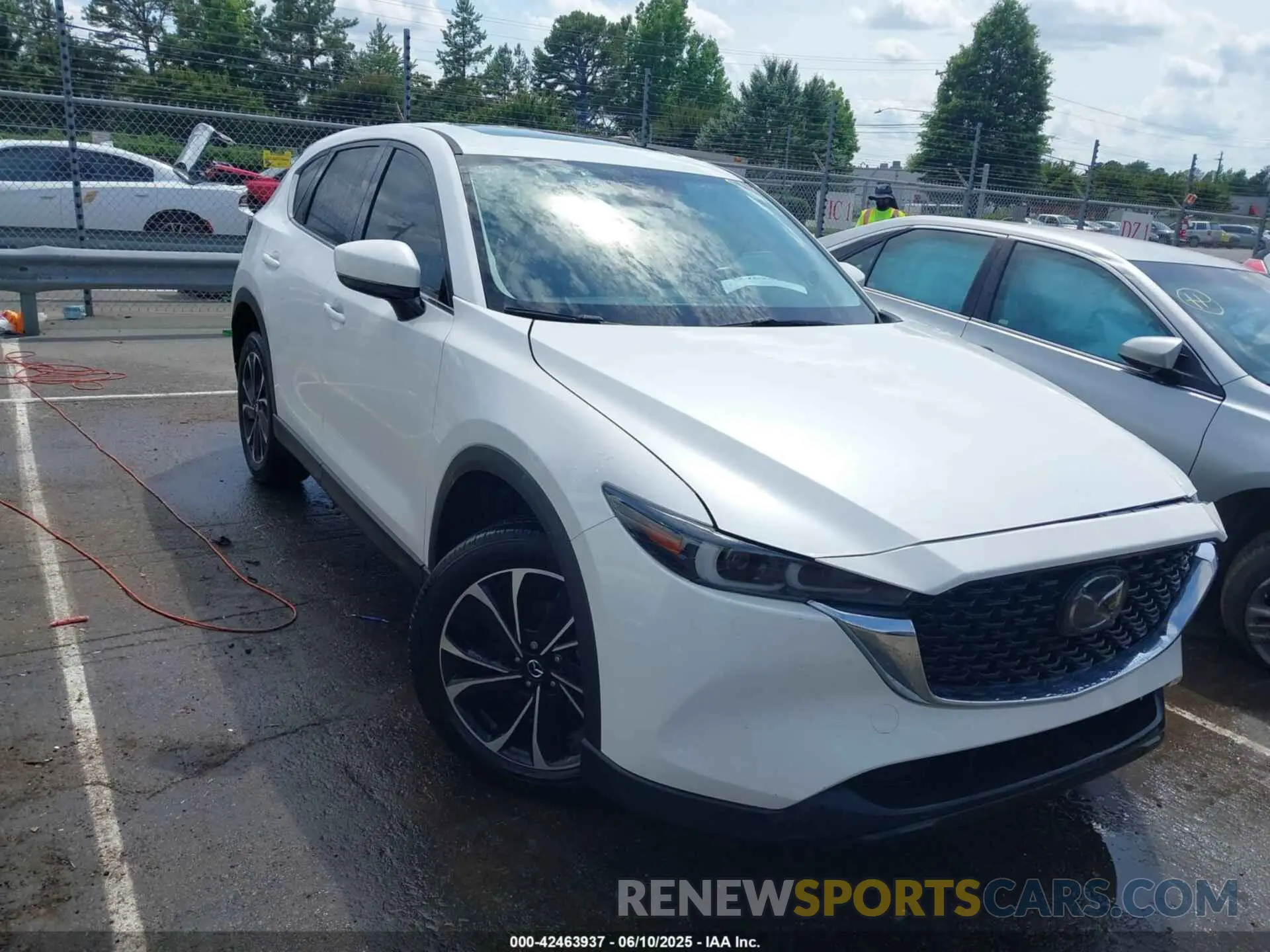 1 Photograph of a damaged car JM3KFBDM8N0588762 MAZDA CX-5 2022