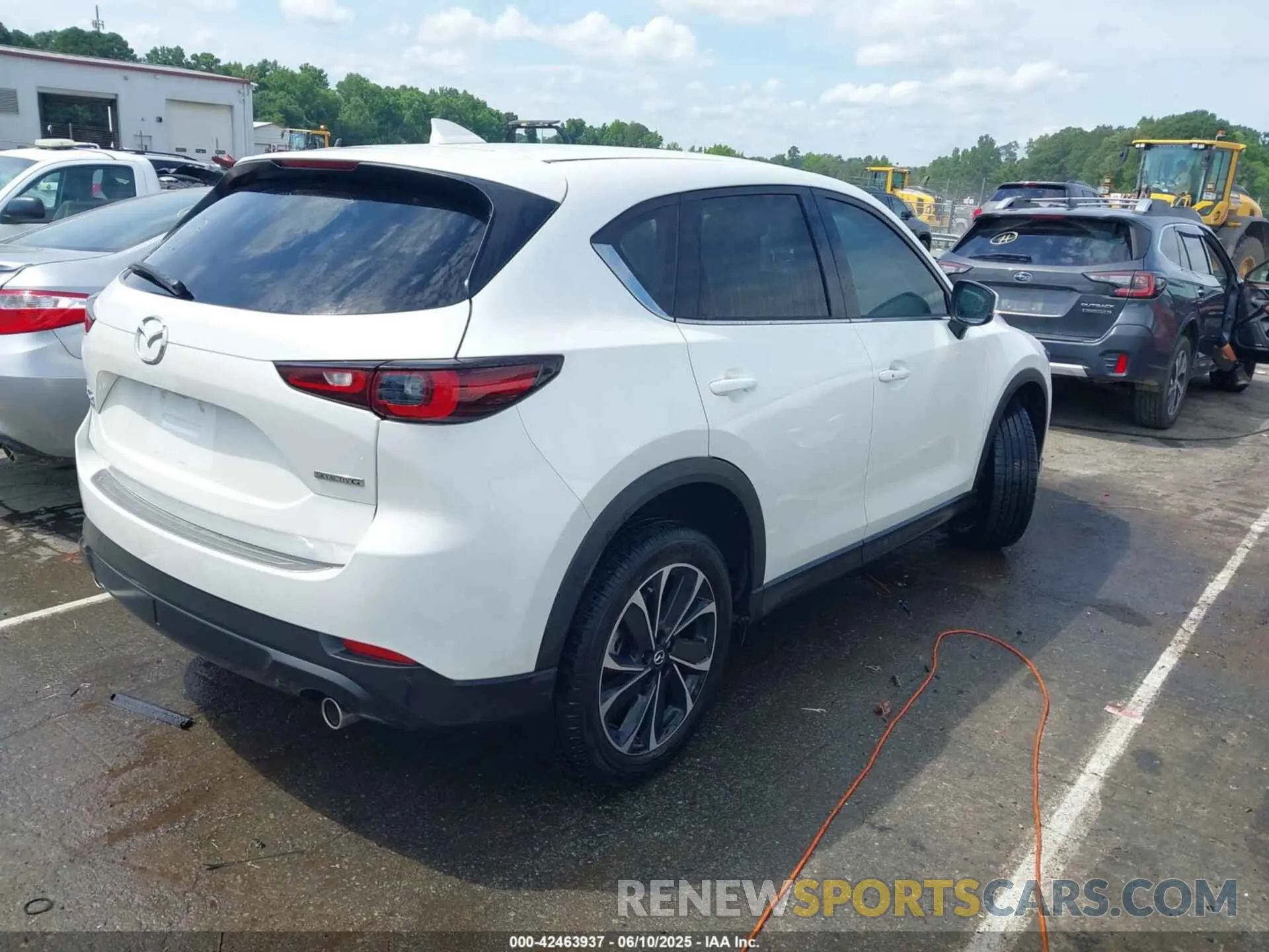 4 Photograph of a damaged car JM3KFBDM8N0588762 MAZDA CX-5 2022
