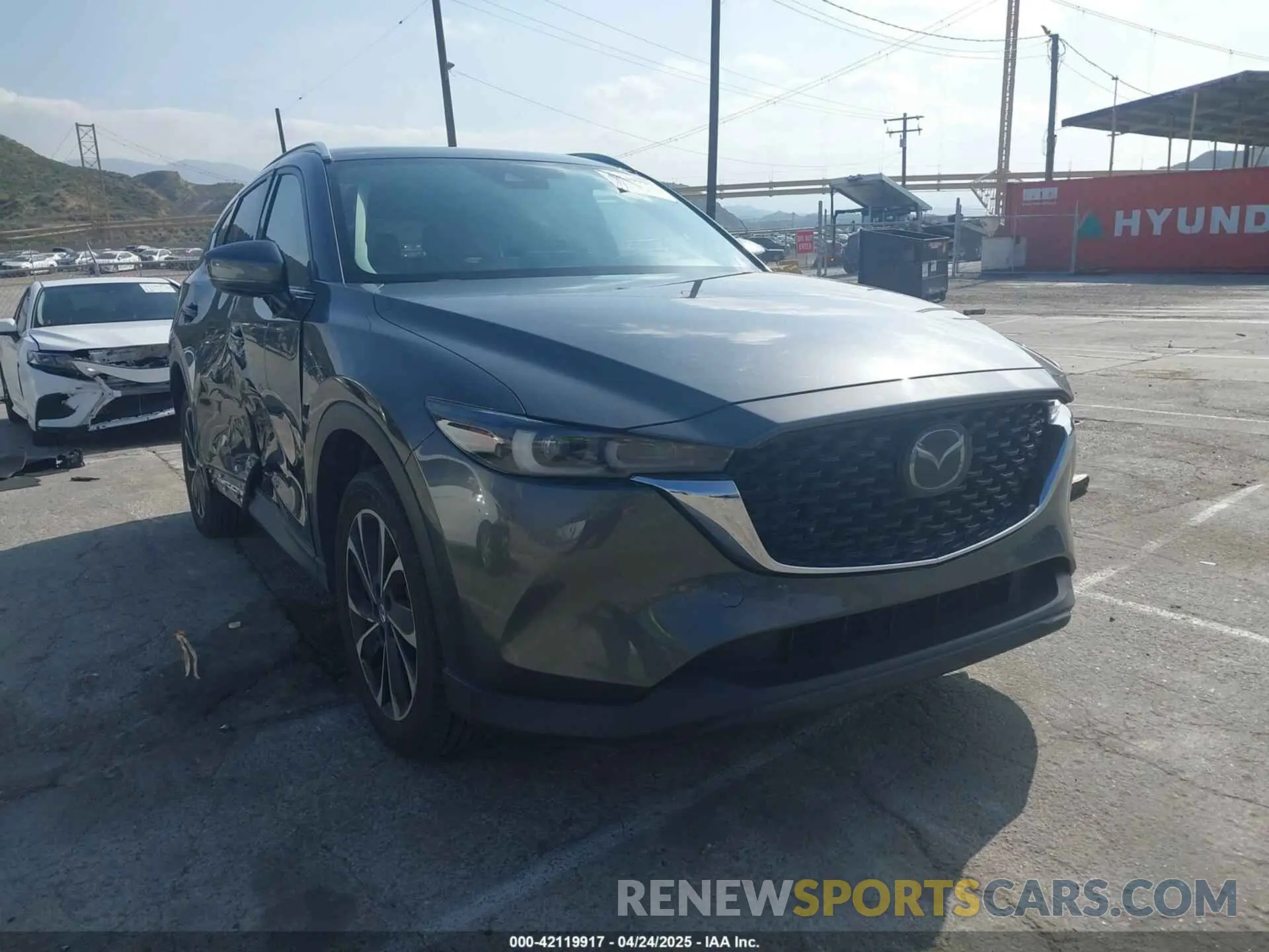 1 Photograph of a damaged car JM3KFBEM0N0556628 MAZDA CX-5 2022