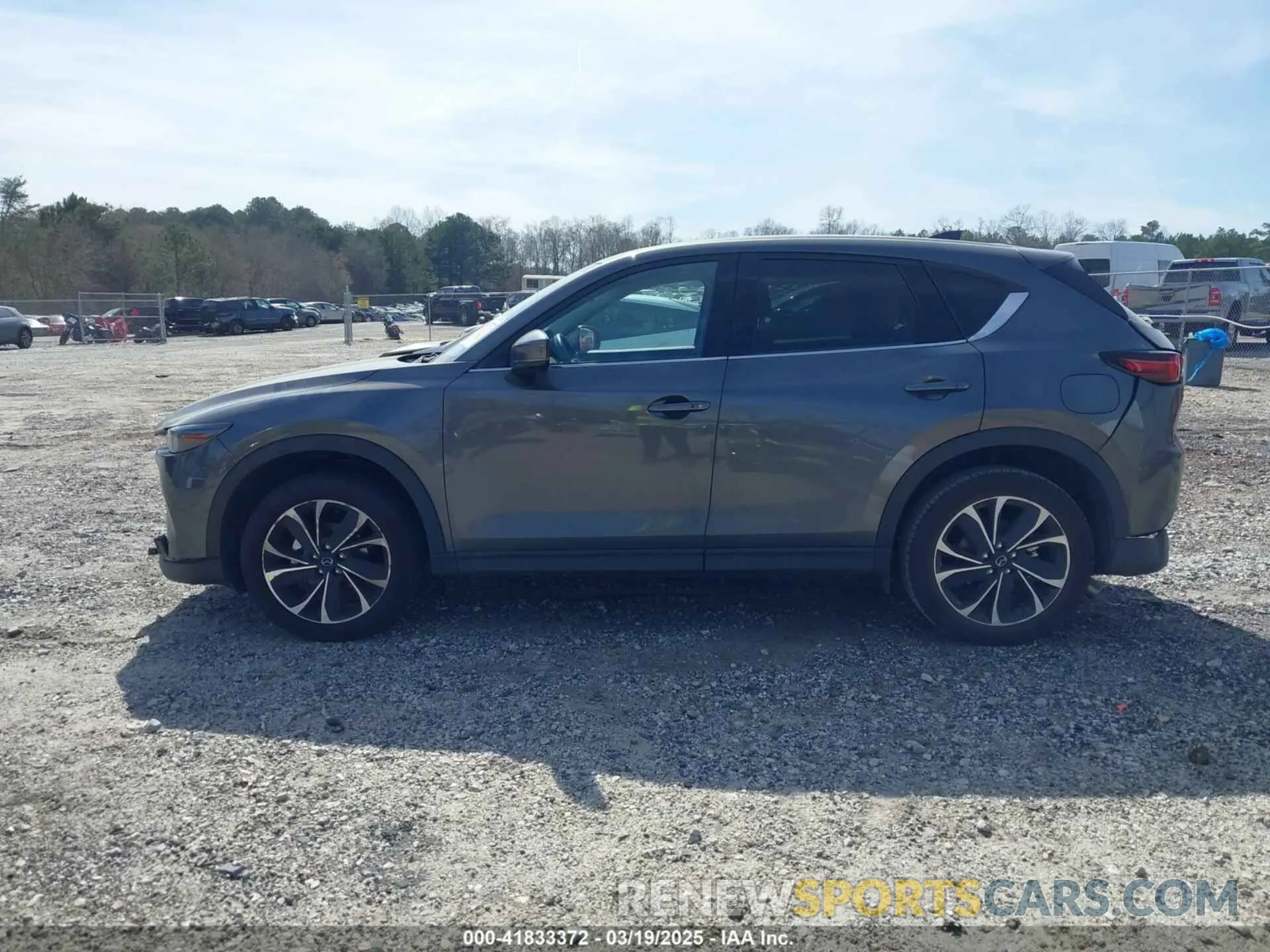 13 Photograph of a damaged car JM3KFBEM3N1572722 MAZDA CX-5 2022