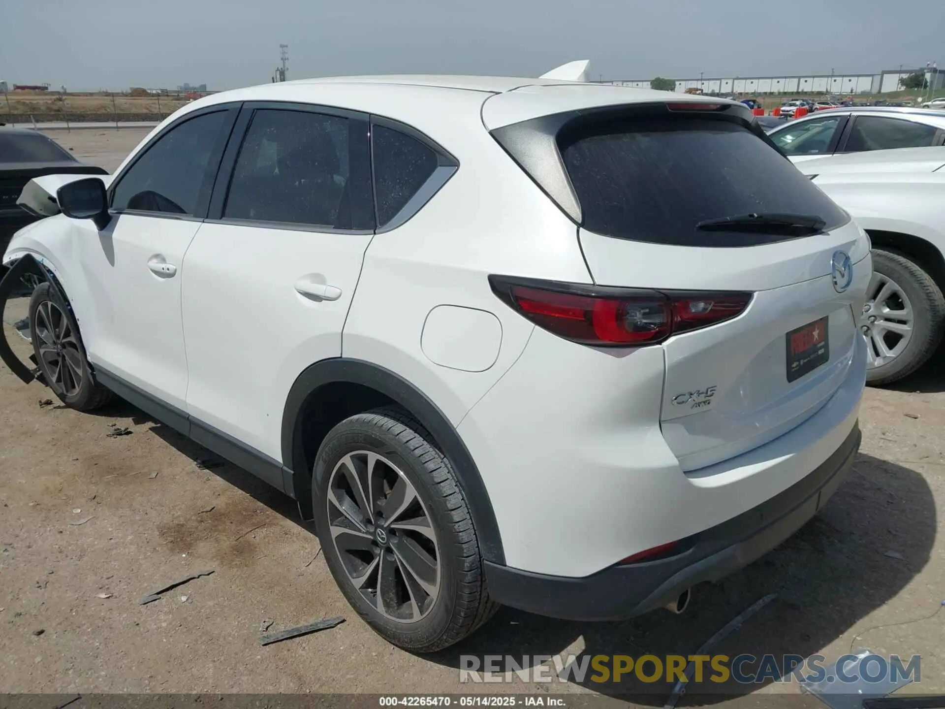 3 Photograph of a damaged car JM3KFBEM3N1576592 MAZDA CX-5 2022