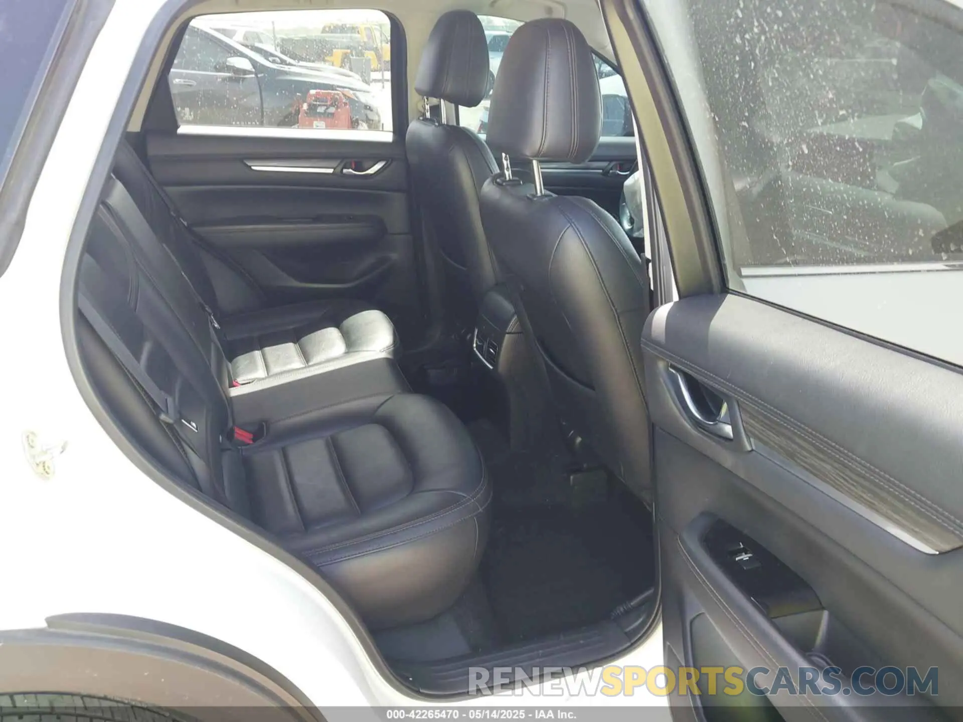8 Photograph of a damaged car JM3KFBEM3N1576592 MAZDA CX-5 2022