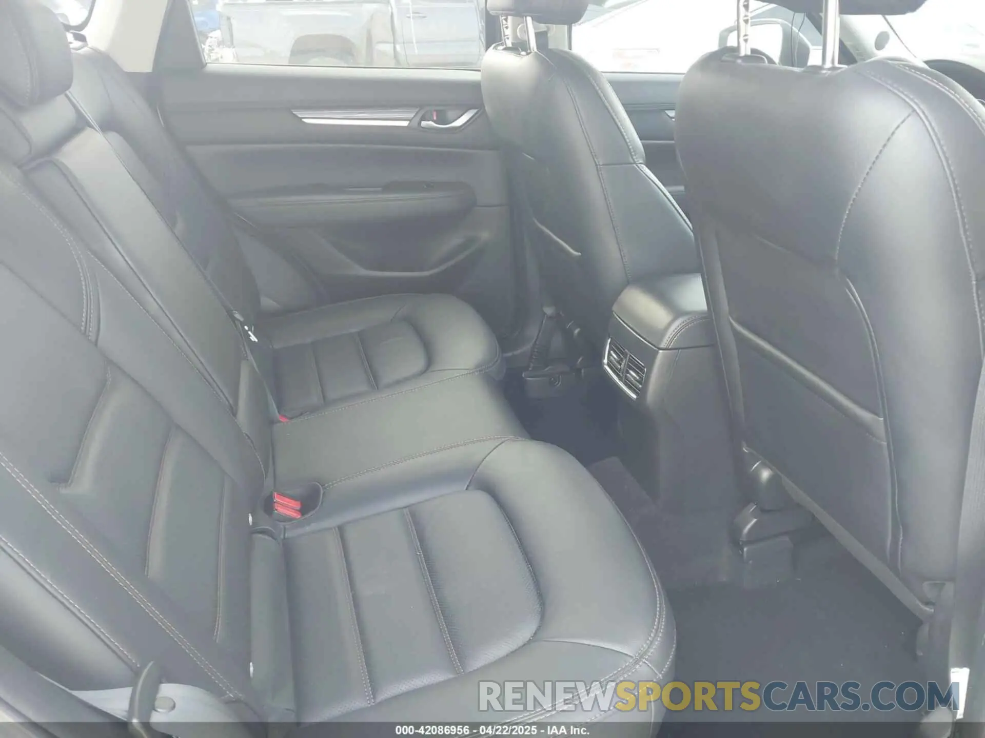 8 Photograph of a damaged car JM3KFBEM5N1579297 MAZDA CX-5 2022