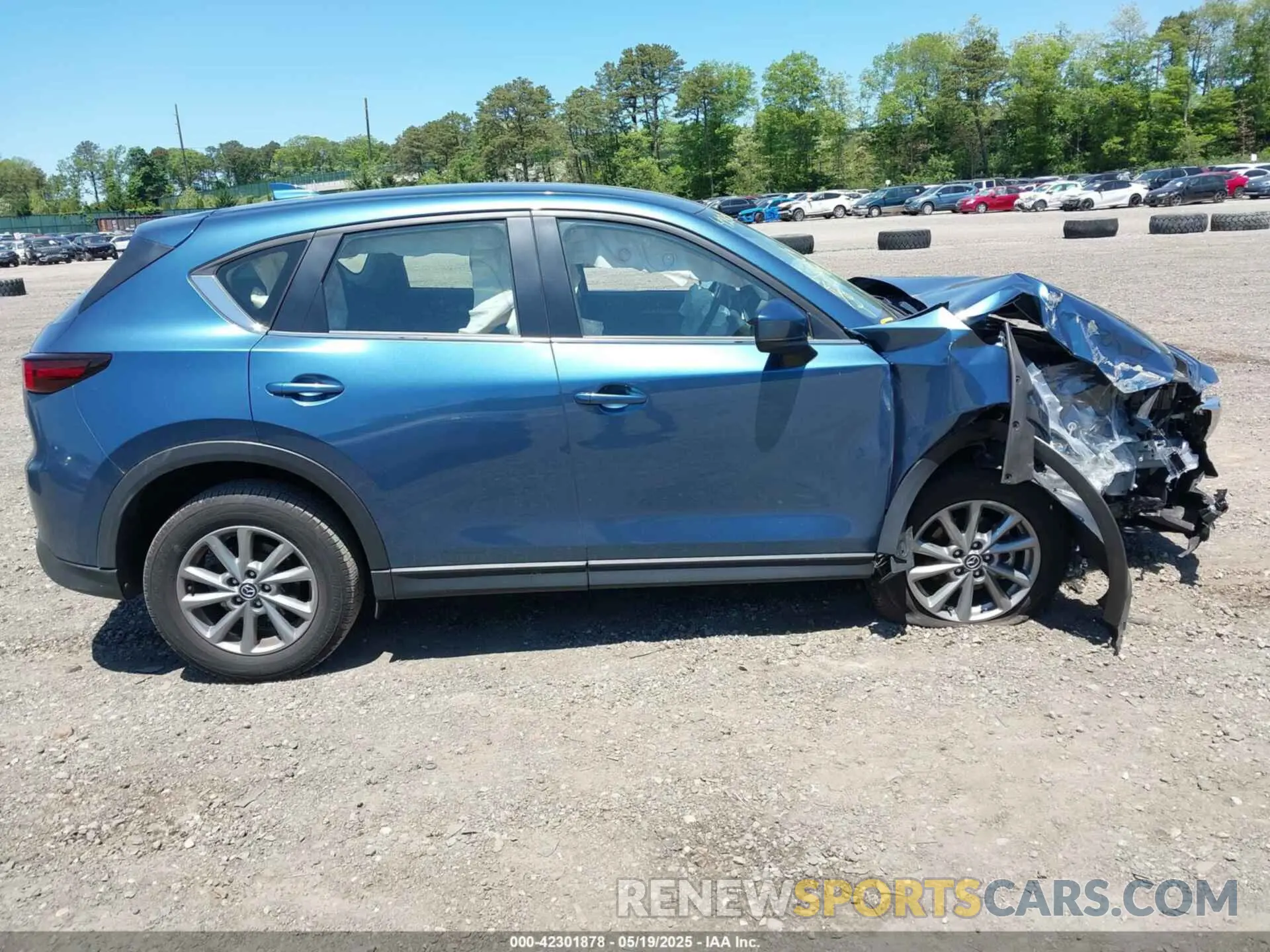 13 Photograph of a damaged car JM3KFBAM1P0281800 MAZDA CX-5 2023