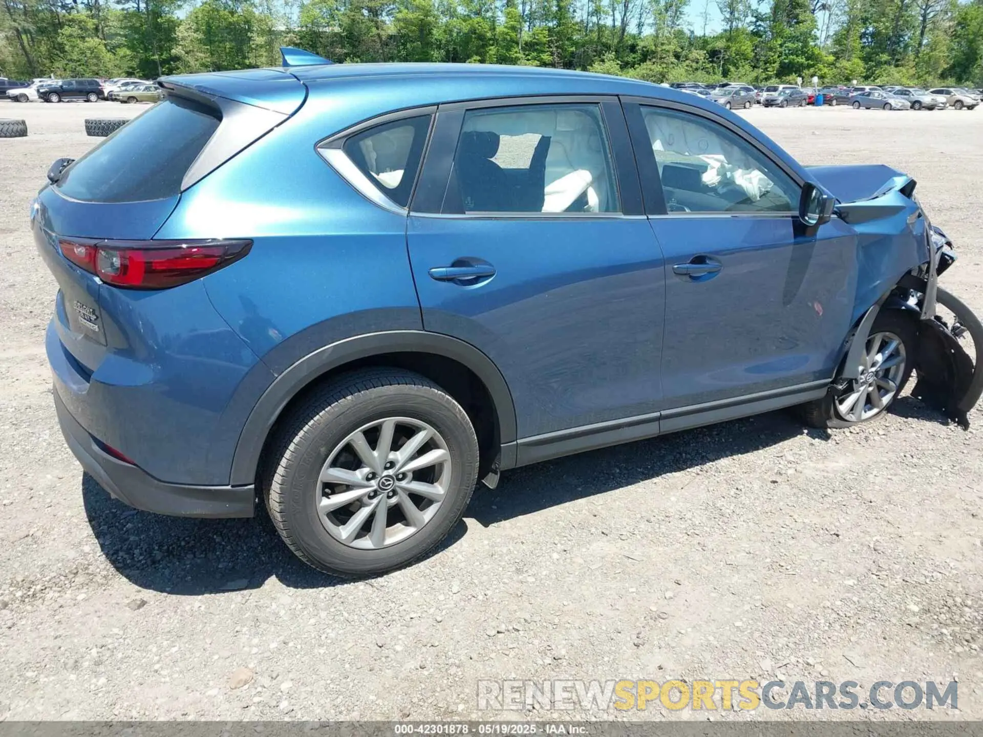 4 Photograph of a damaged car JM3KFBAM1P0281800 MAZDA CX-5 2023