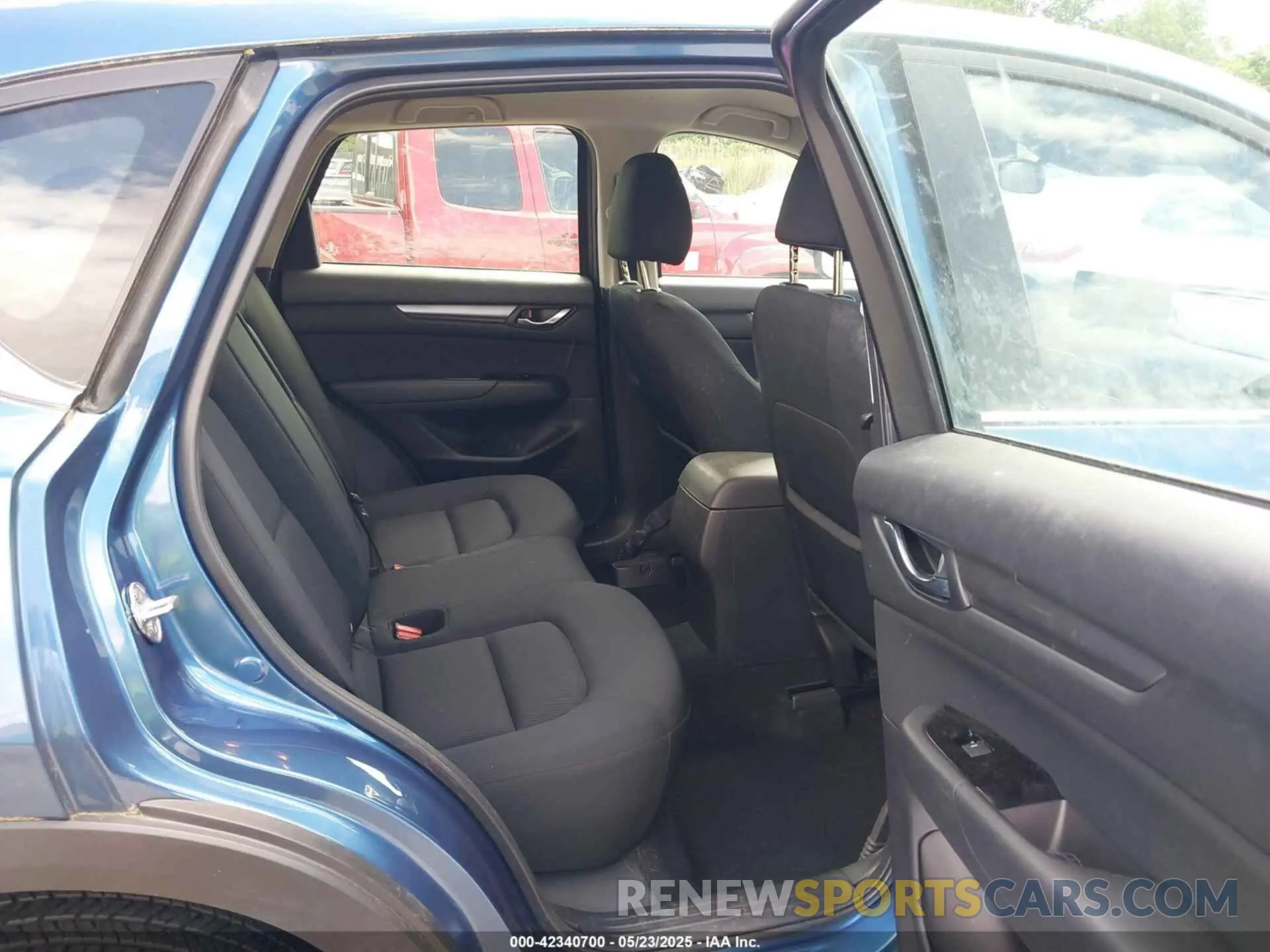 8 Photograph of a damaged car JM3KFBAM2P0126351 MAZDA CX-5 2023