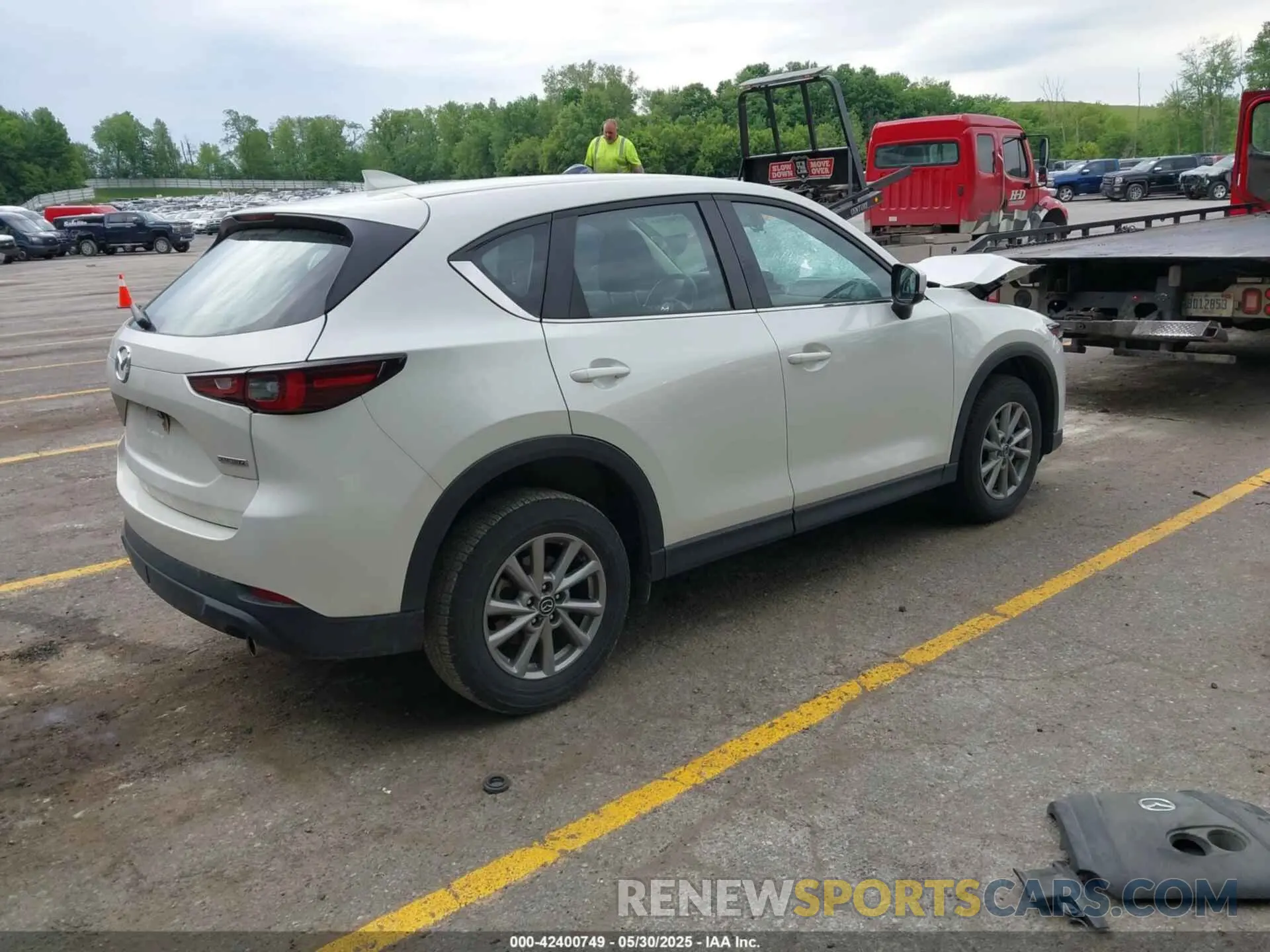 4 Photograph of a damaged car JM3KFBAMXP0277132 MAZDA CX-5 2023