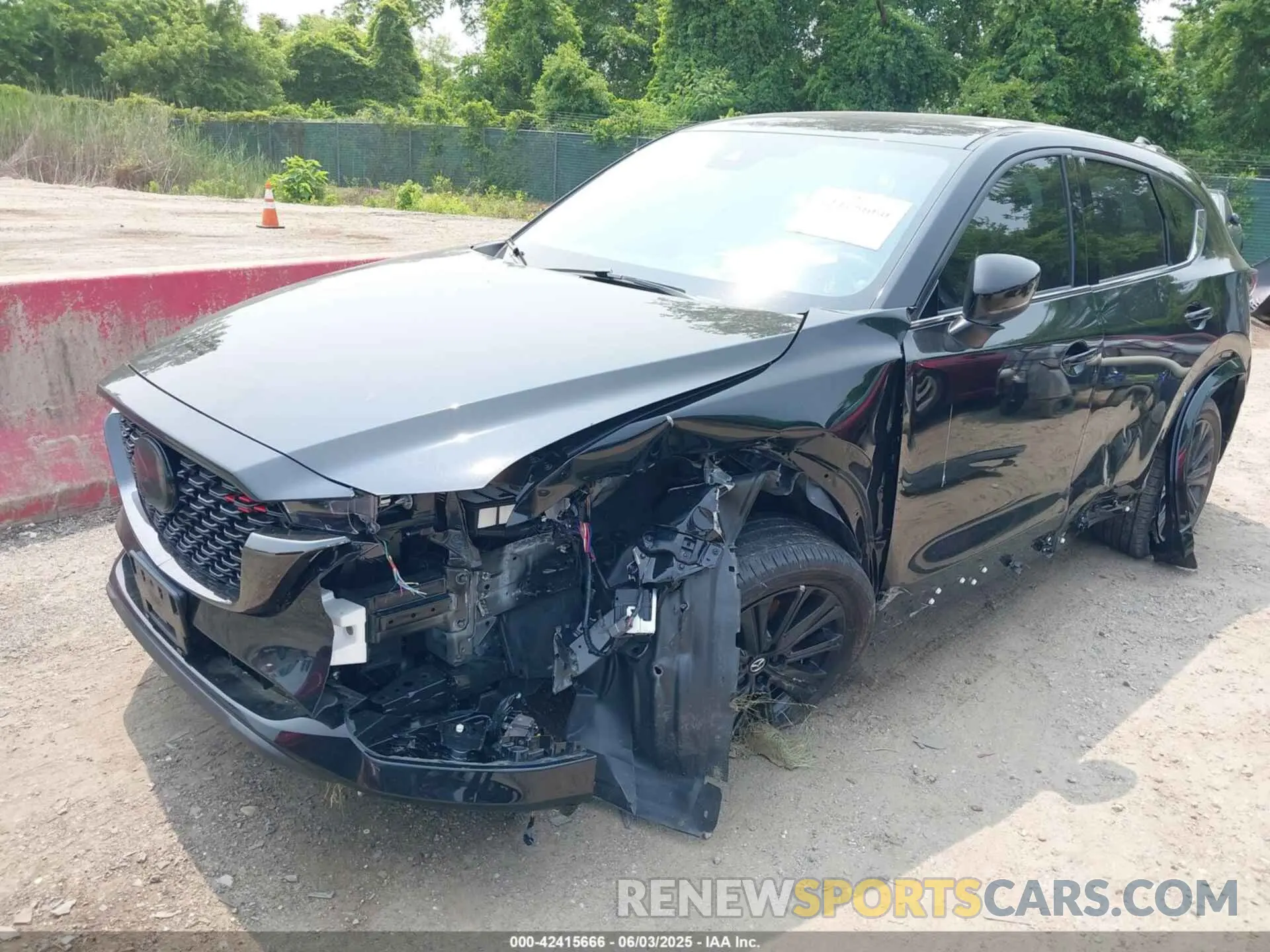 6 Photograph of a damaged car JM3KFBAY3P0271627 MAZDA CX-5 2023