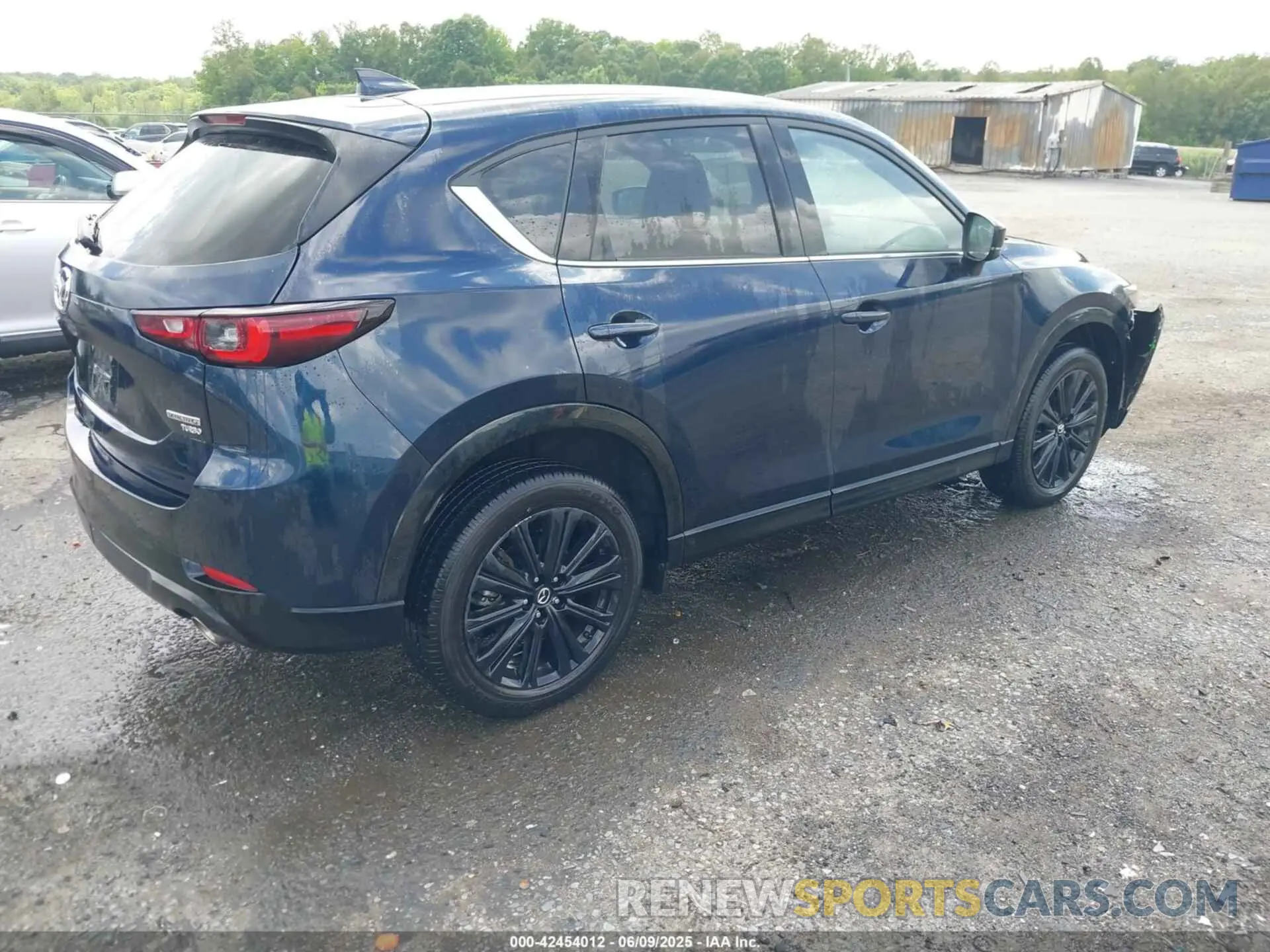 4 Photograph of a damaged car JM3KFBAY6P0246012 MAZDA CX-5 2023