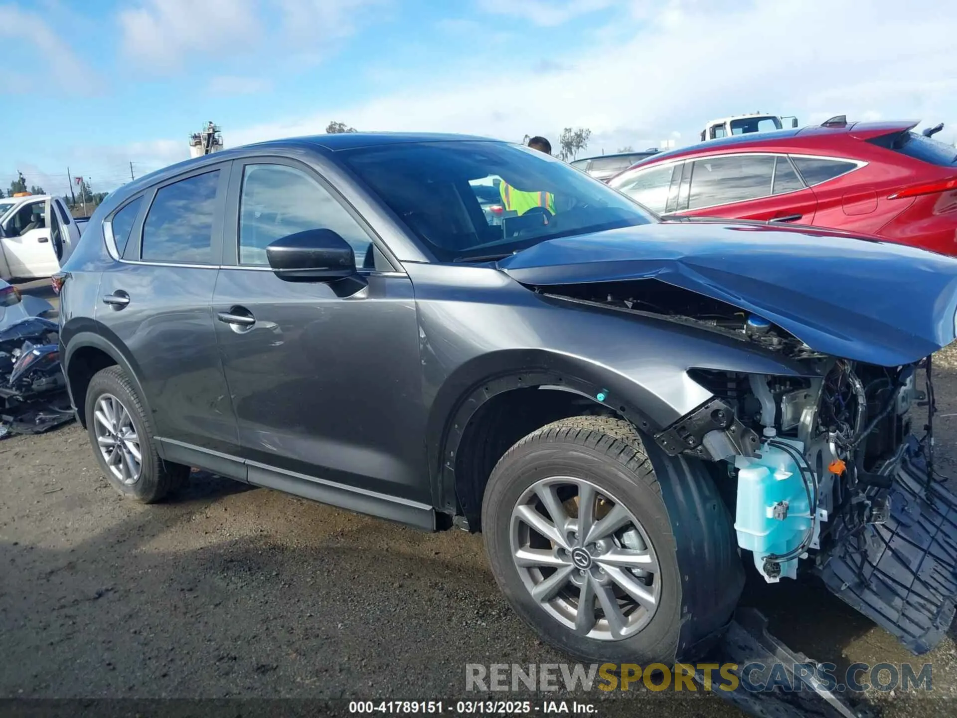 14 Photograph of a damaged car JM3KFBBM1P0142605 MAZDA CX-5 2023
