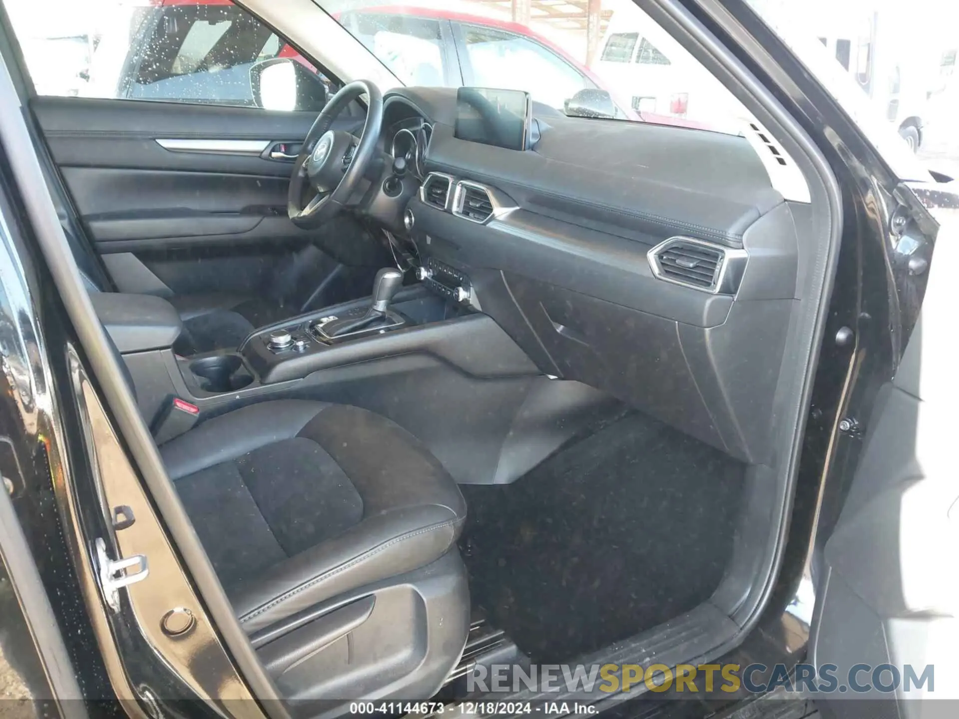 5 Photograph of a damaged car JM3KFBBM2P0169201 MAZDA CX-5 2023