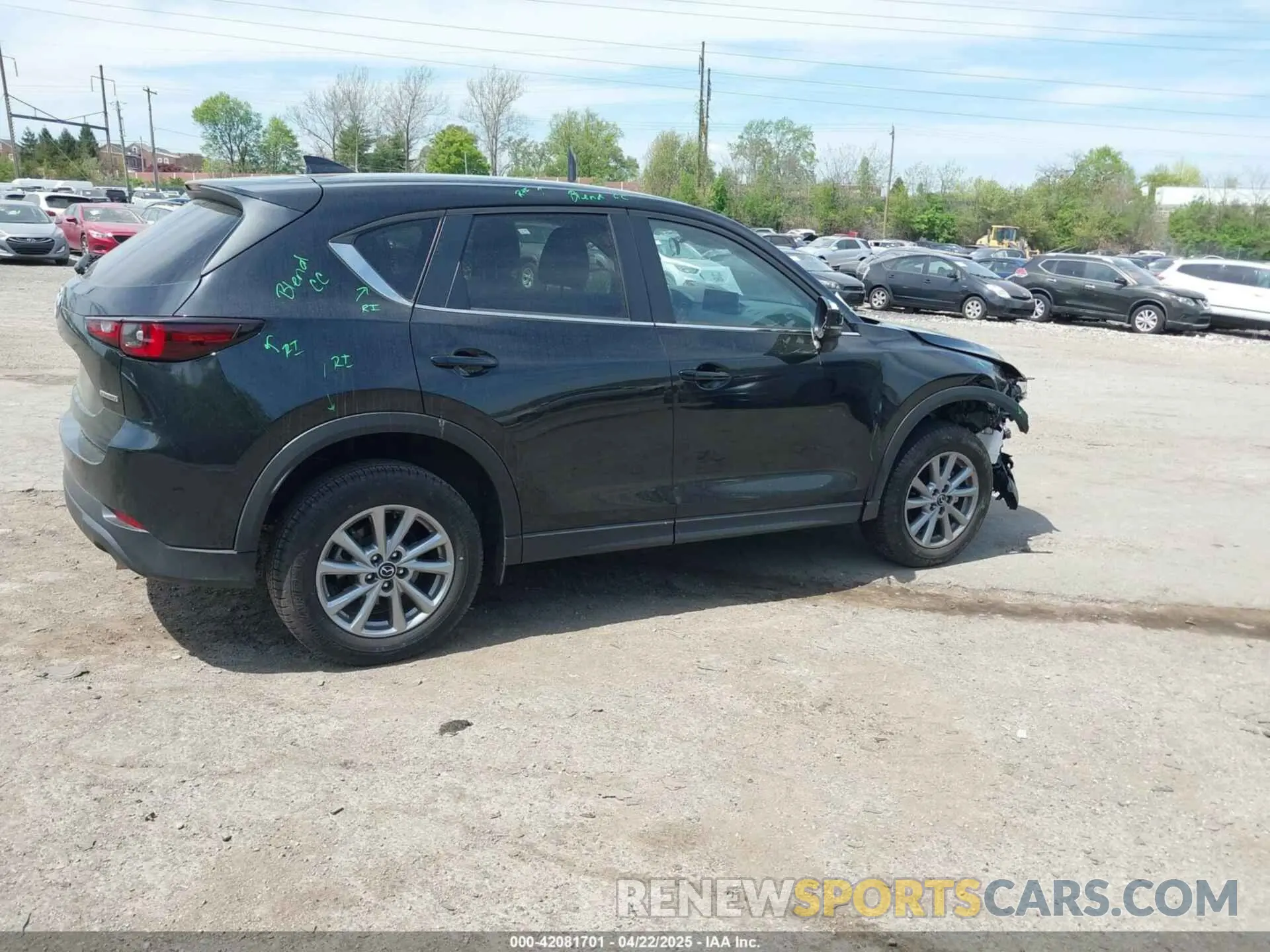 4 Photograph of a damaged car JM3KFBBM2P0248089 MAZDA CX-5 2023