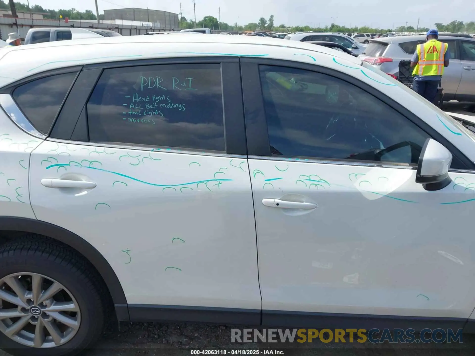 13 Photograph of a damaged car JM3KFBBM4P0164680 MAZDA CX-5 2023
