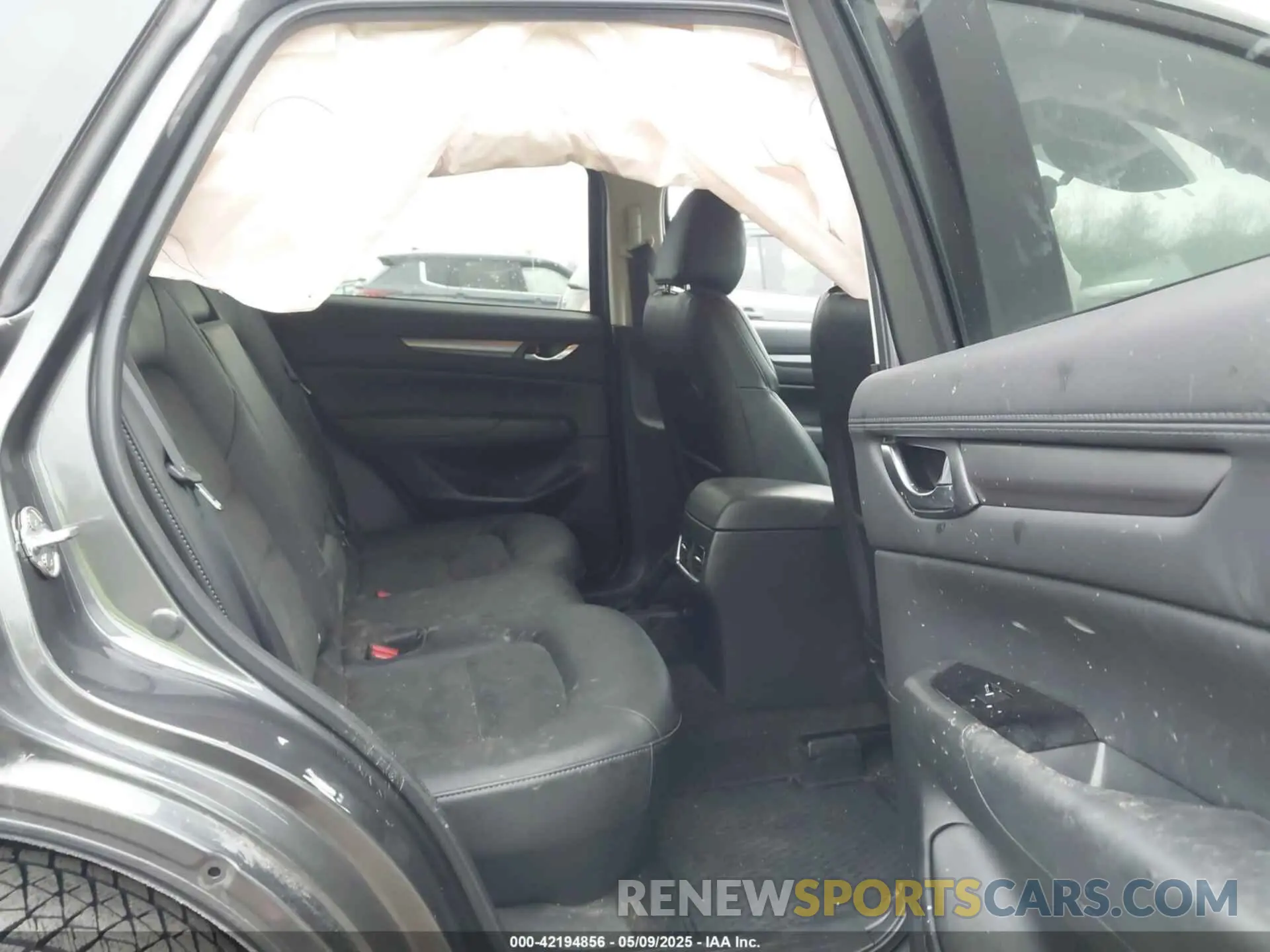 8 Photograph of a damaged car JM3KFBBM4P0228412 MAZDA CX-5 2023