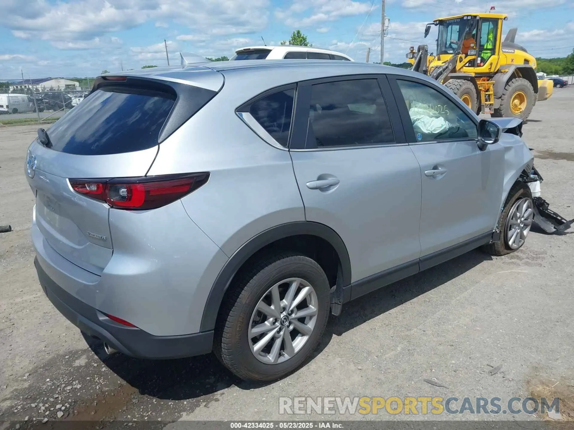 4 Photograph of a damaged car JM3KFBBM4P0280316 MAZDA CX-5 2023