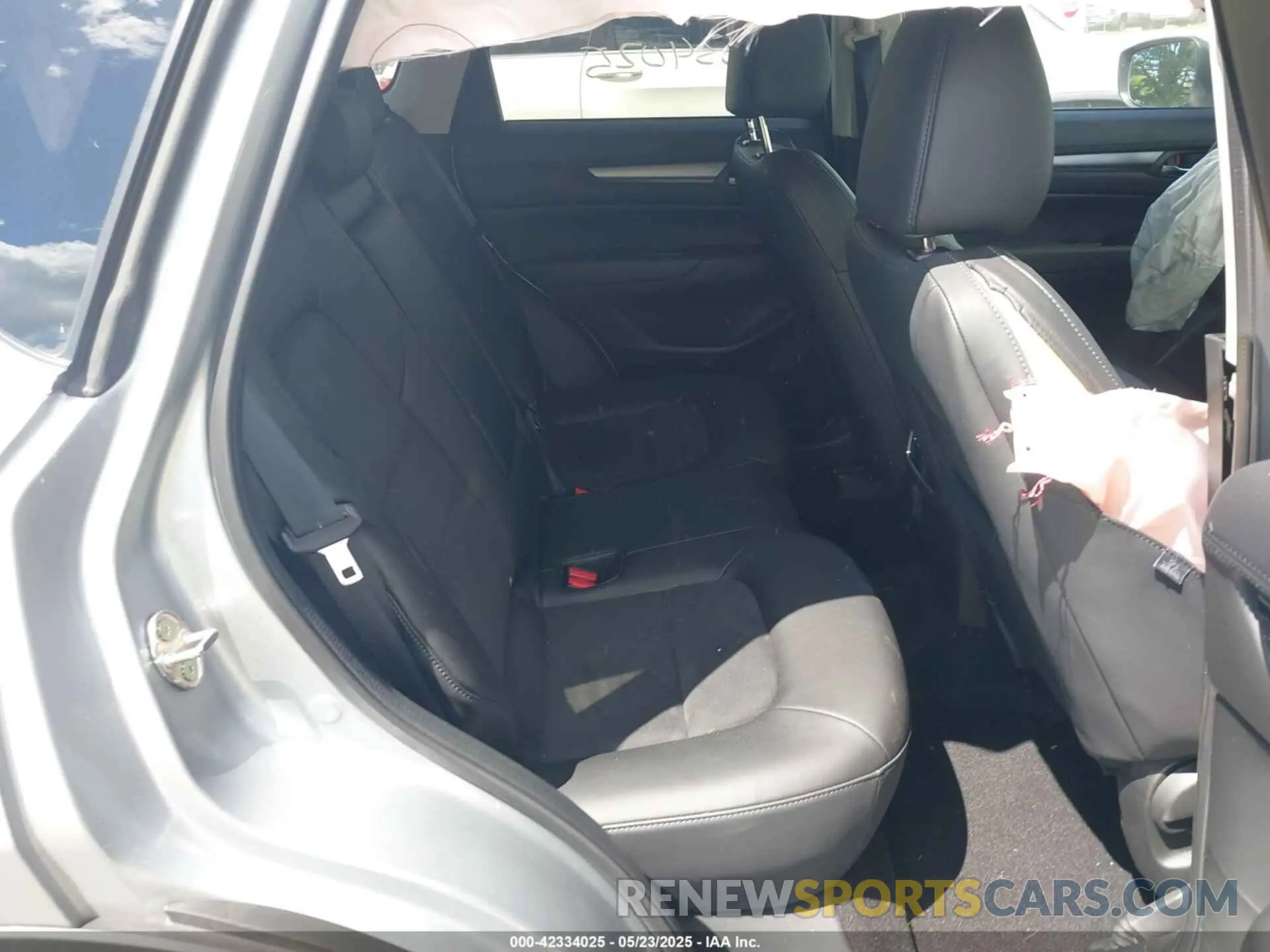 8 Photograph of a damaged car JM3KFBBM4P0280316 MAZDA CX-5 2023