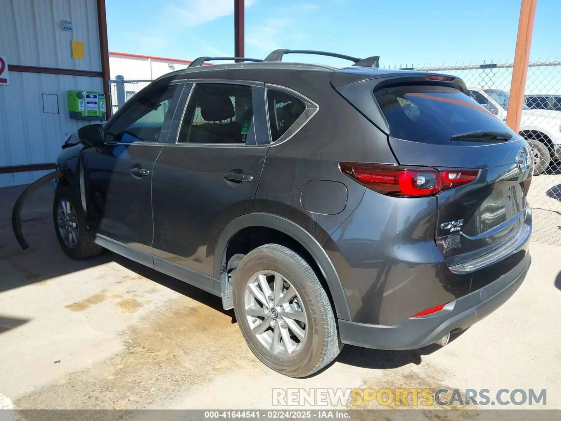 3 Photograph of a damaged car JM3KFBBM4P0291283 MAZDA CX-5 2023