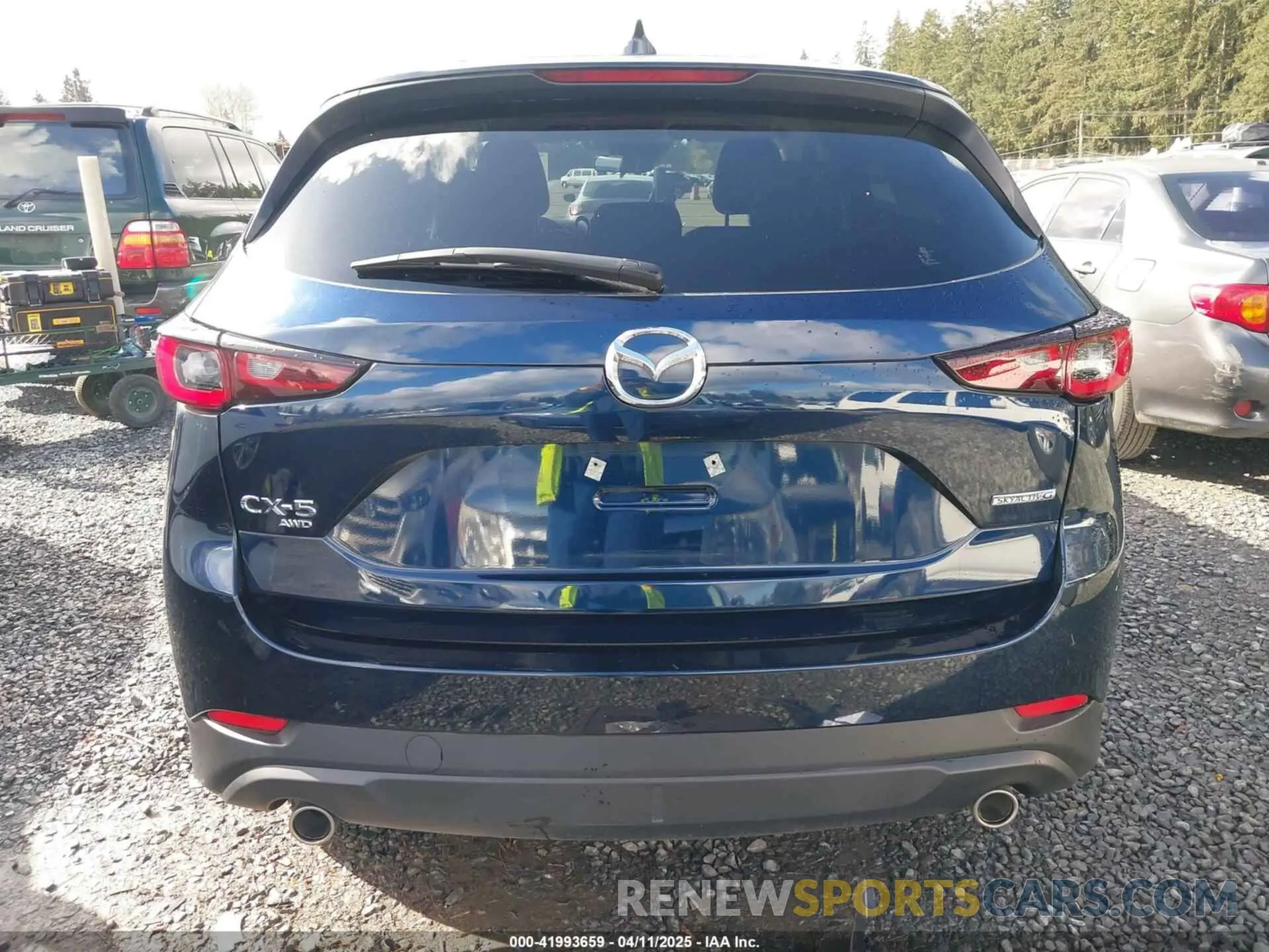 17 Photograph of a damaged car JM3KFBBM5P0150836 MAZDA CX-5 2023