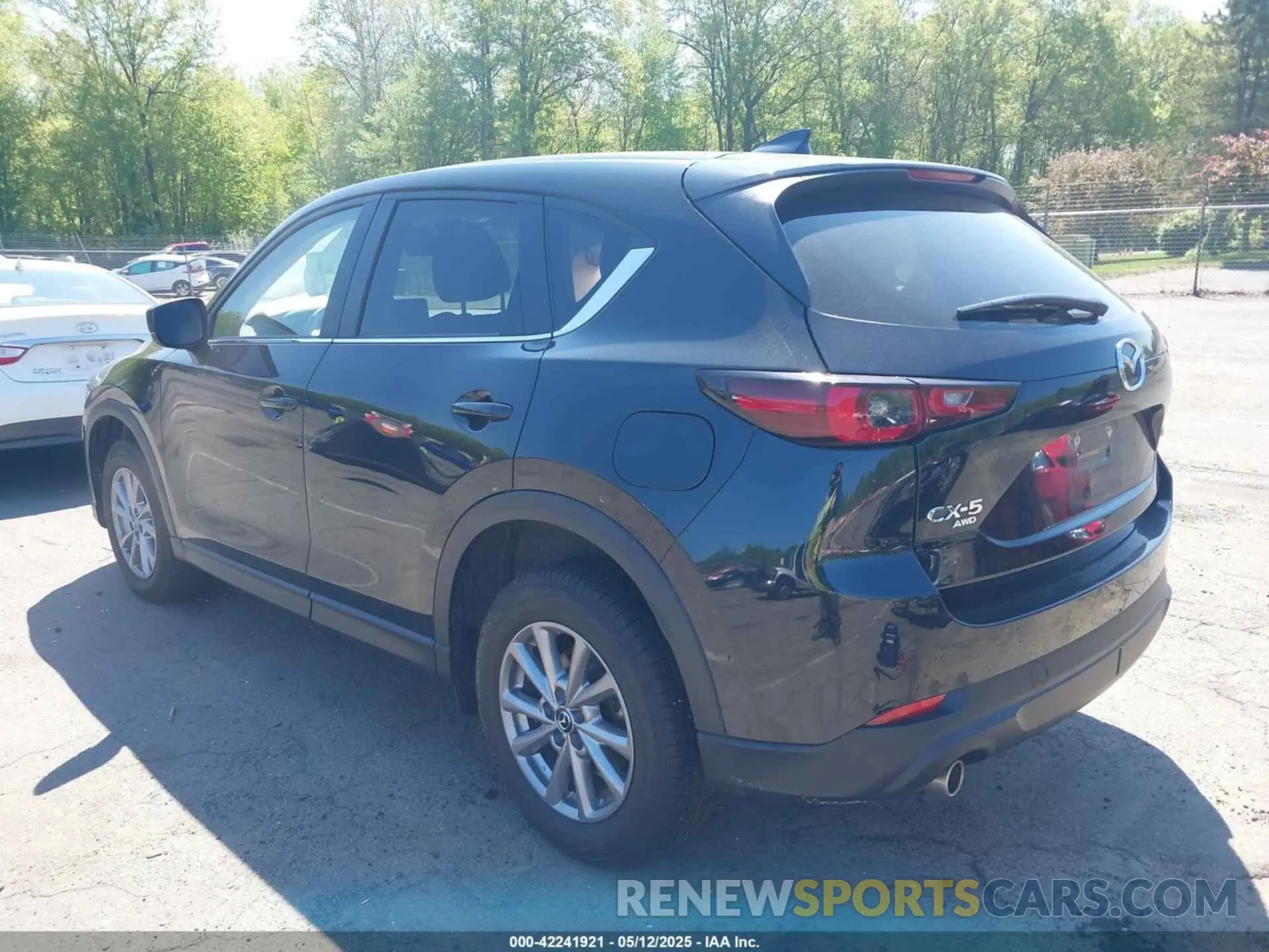 3 Photograph of a damaged car JM3KFBBM5P0270491 MAZDA CX-5 2023