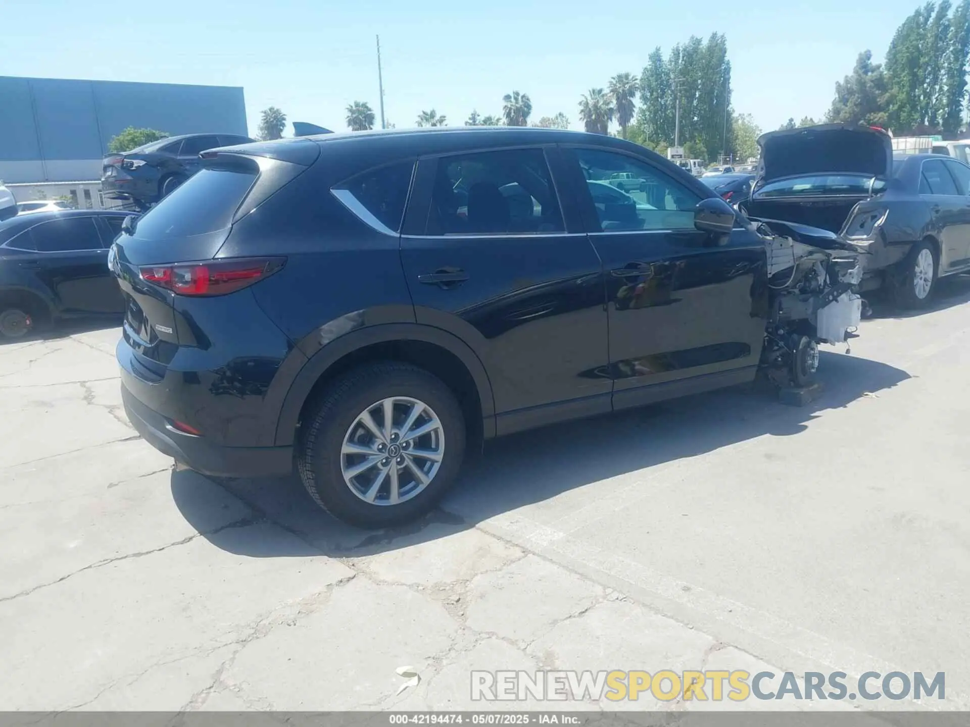 4 Photograph of a damaged car JM3KFBBM6P0266515 MAZDA CX-5 2023