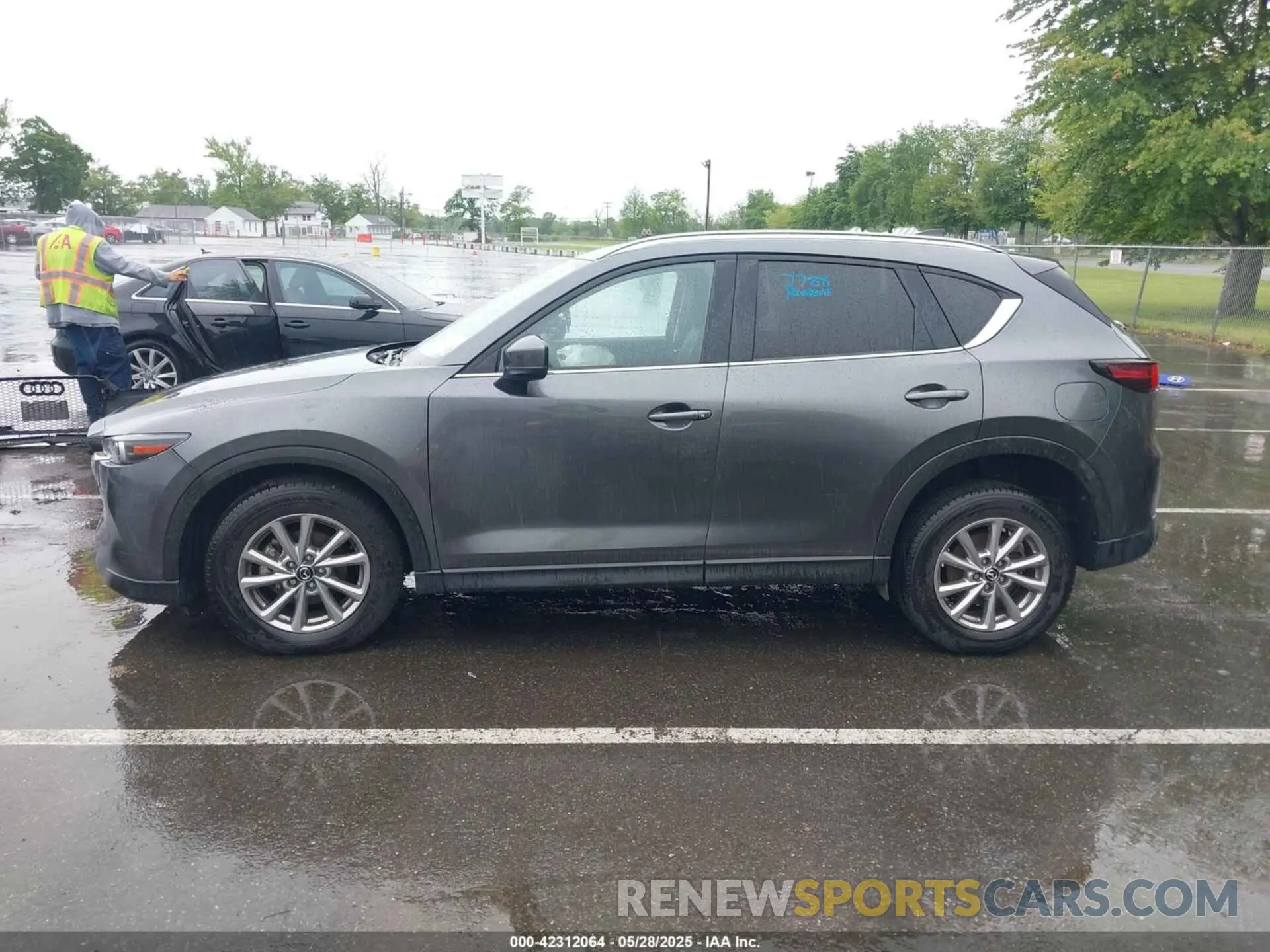 14 Photograph of a damaged car JM3KFBBM8P0138342 MAZDA CX-5 2023