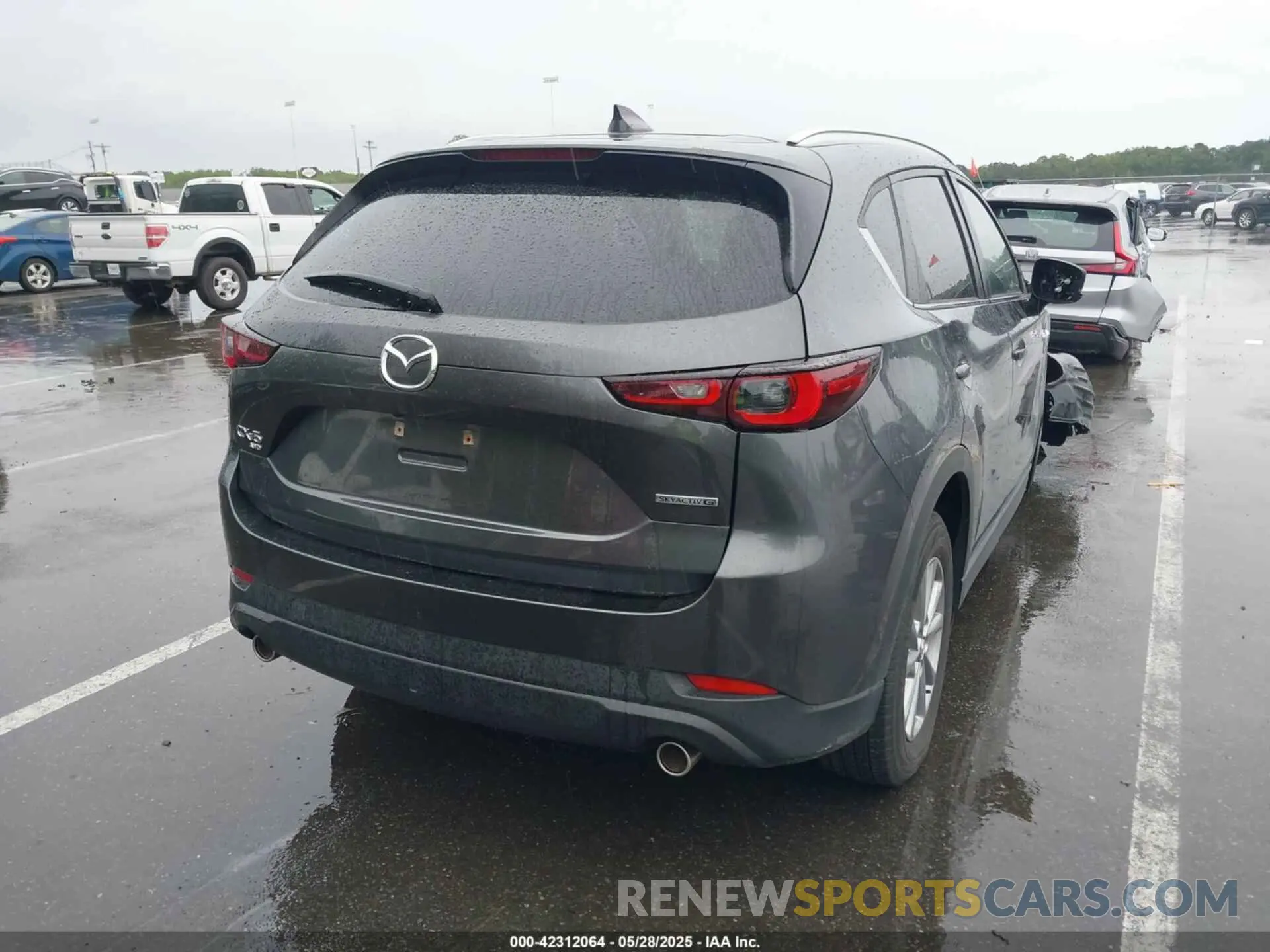 4 Photograph of a damaged car JM3KFBBM8P0138342 MAZDA CX-5 2023