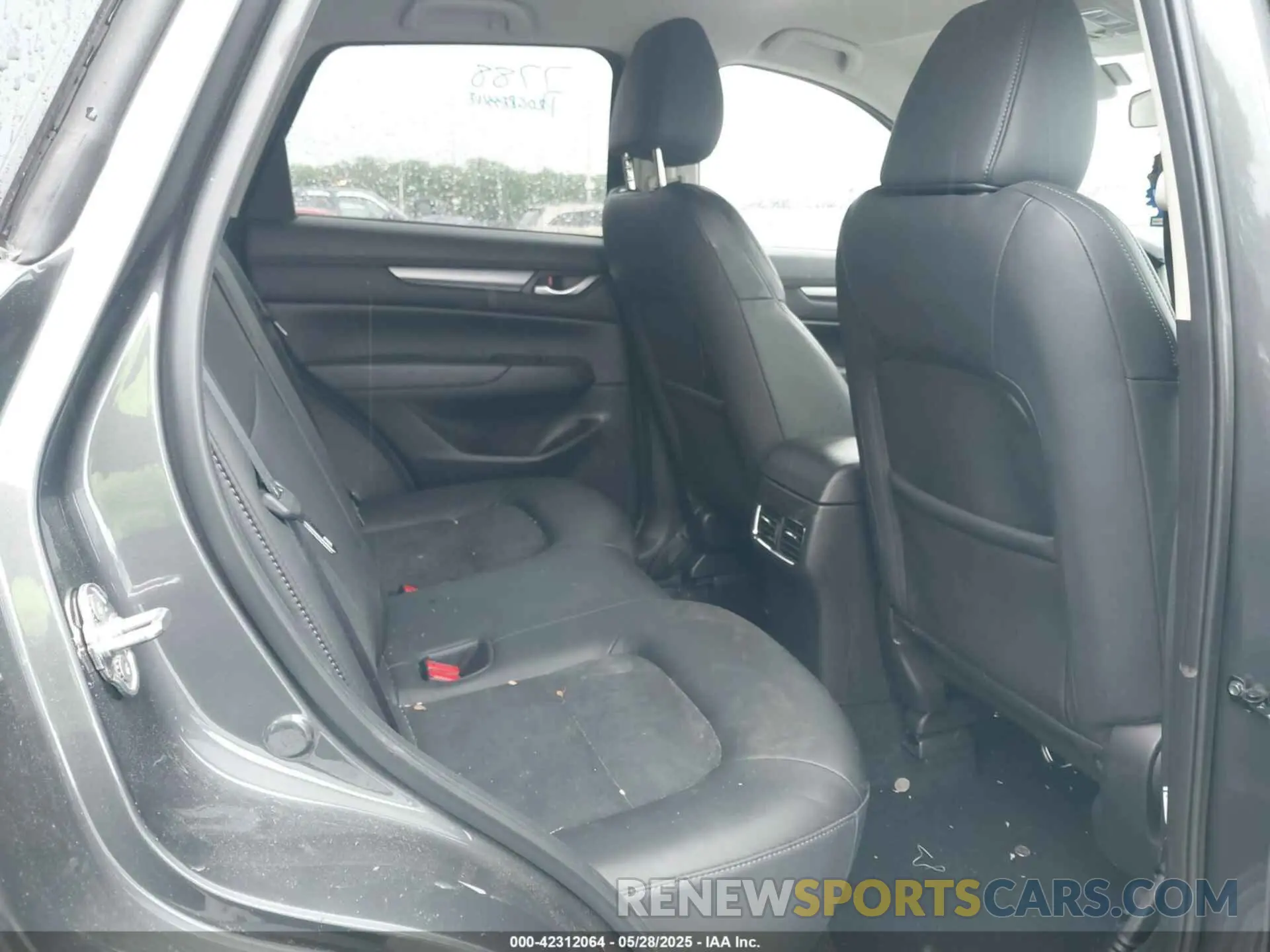 8 Photograph of a damaged car JM3KFBBM8P0138342 MAZDA CX-5 2023