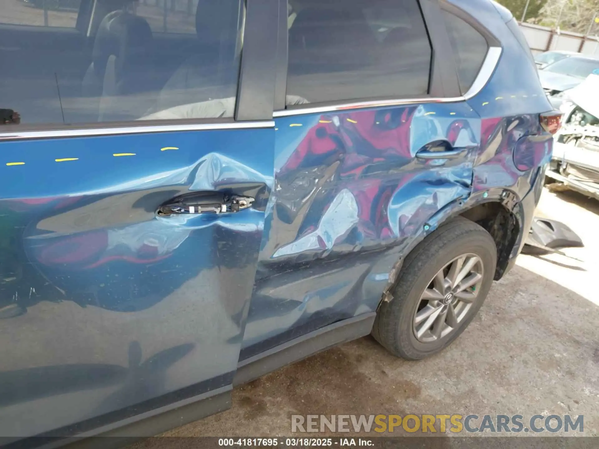 6 Photograph of a damaged car JM3KFBBM9P0112736 MAZDA CX-5 2023