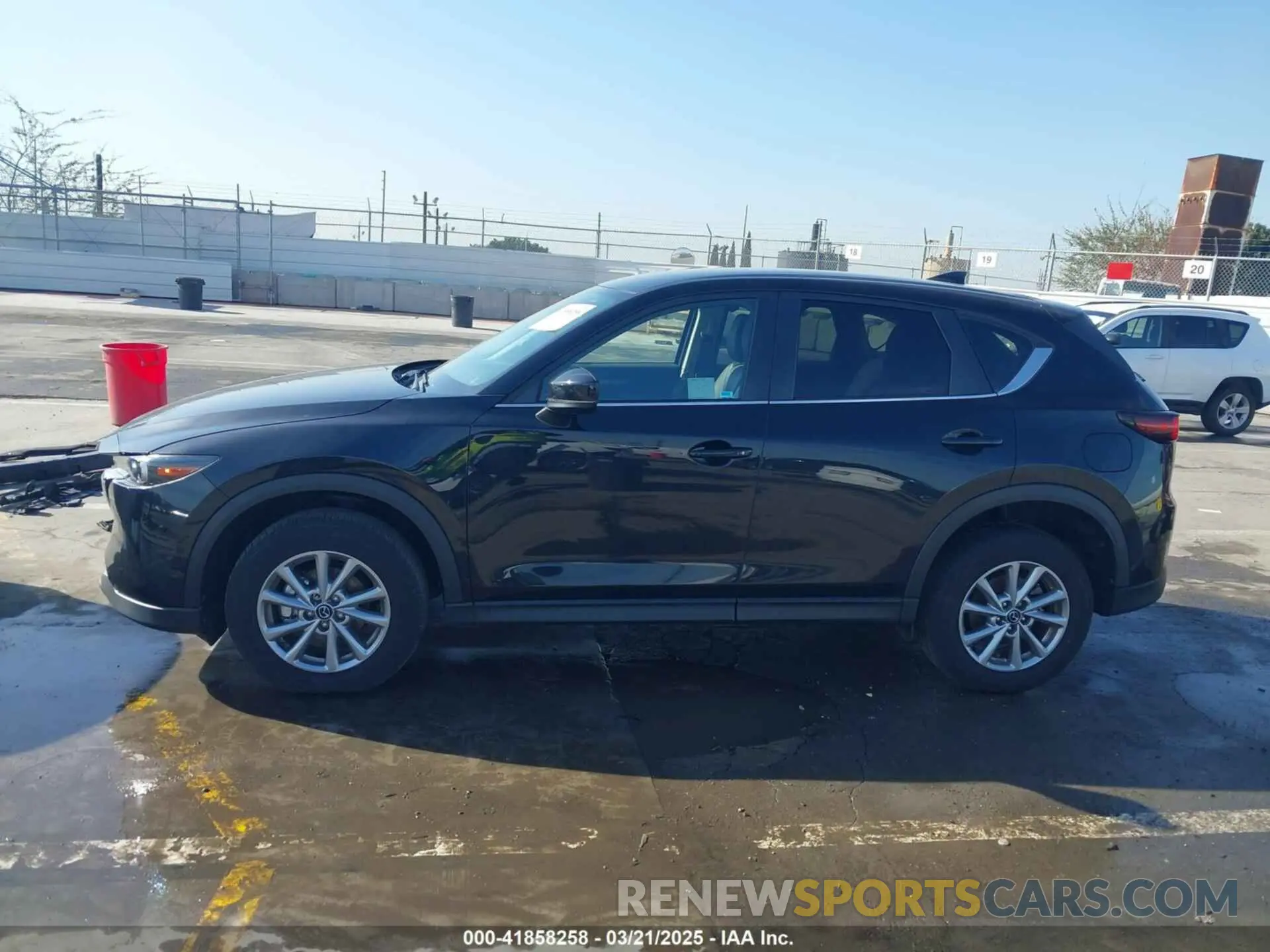 14 Photograph of a damaged car JM3KFBBM9P0271823 MAZDA CX-5 2023