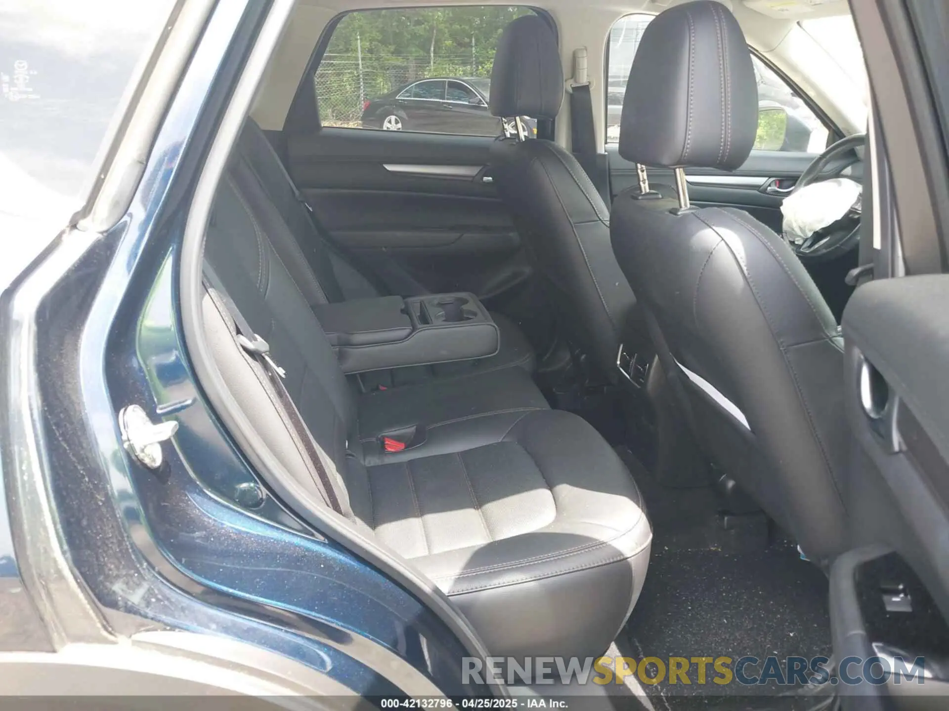 8 Photograph of a damaged car JM3KFBCM0P0133330 MAZDA CX-5 2023