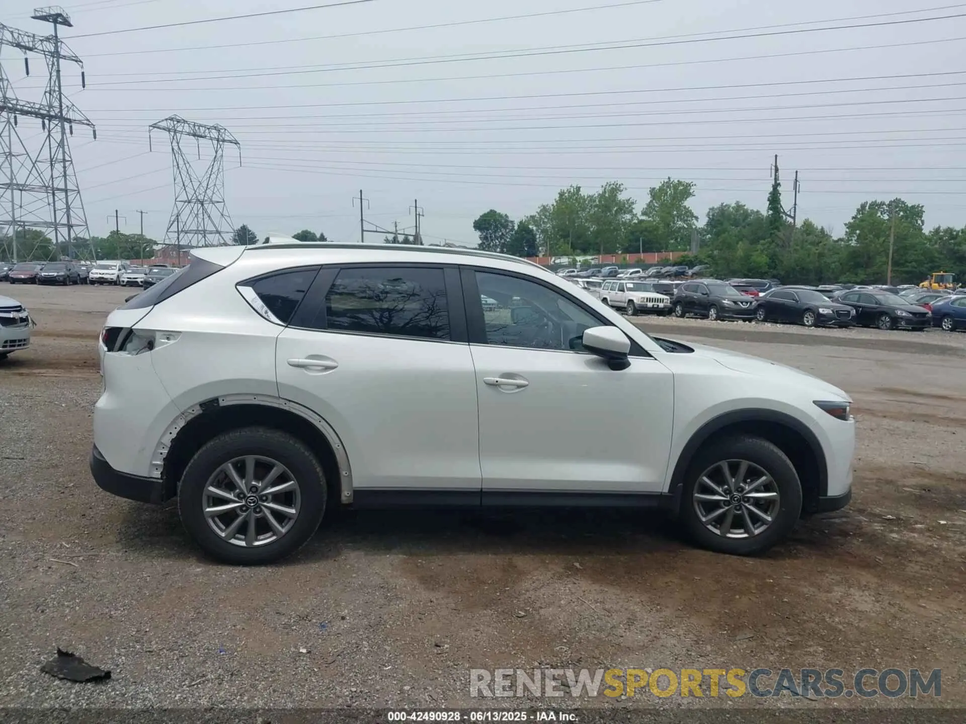 13 Photograph of a damaged car JM3KFBCM0P0179160 MAZDA CX-5 2023