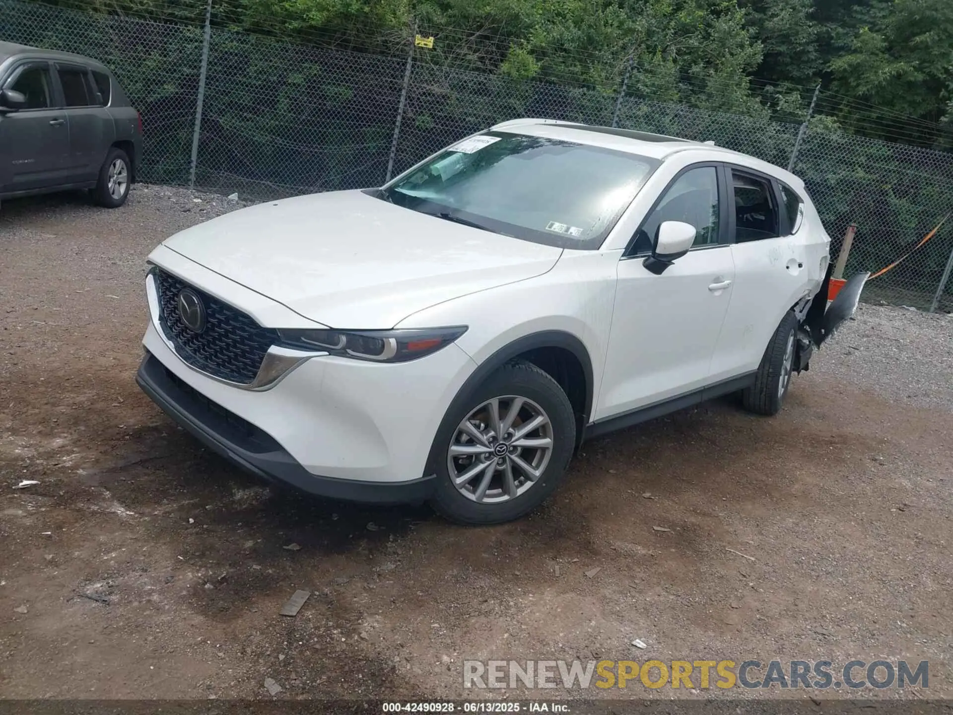 2 Photograph of a damaged car JM3KFBCM0P0179160 MAZDA CX-5 2023