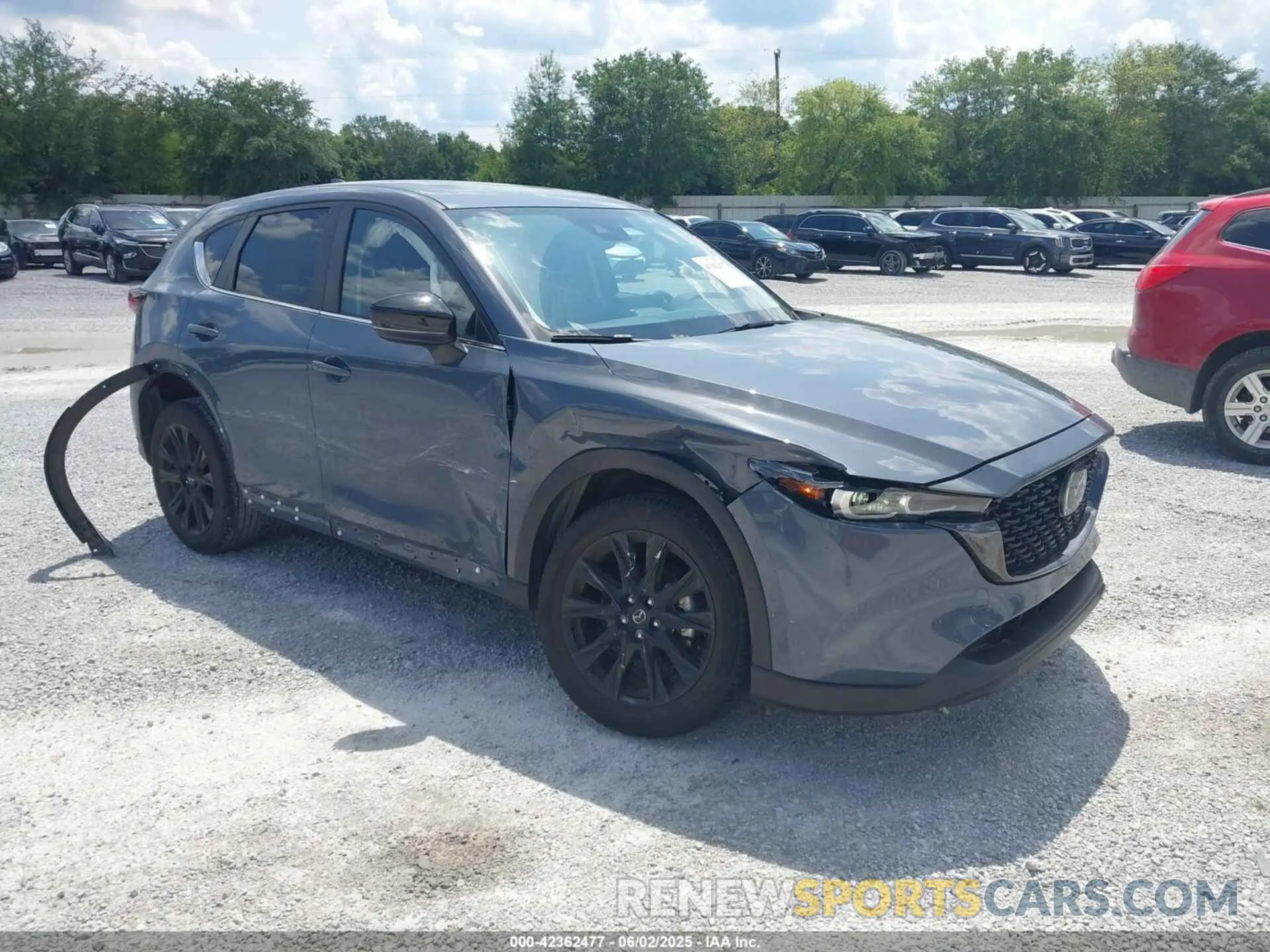 1 Photograph of a damaged car JM3KFBCM0P0240653 MAZDA CX-5 2023