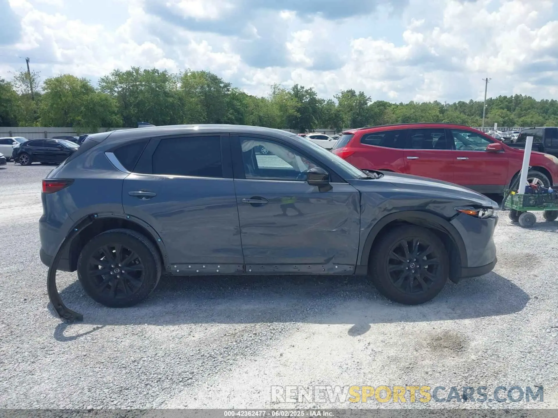 13 Photograph of a damaged car JM3KFBCM0P0240653 MAZDA CX-5 2023