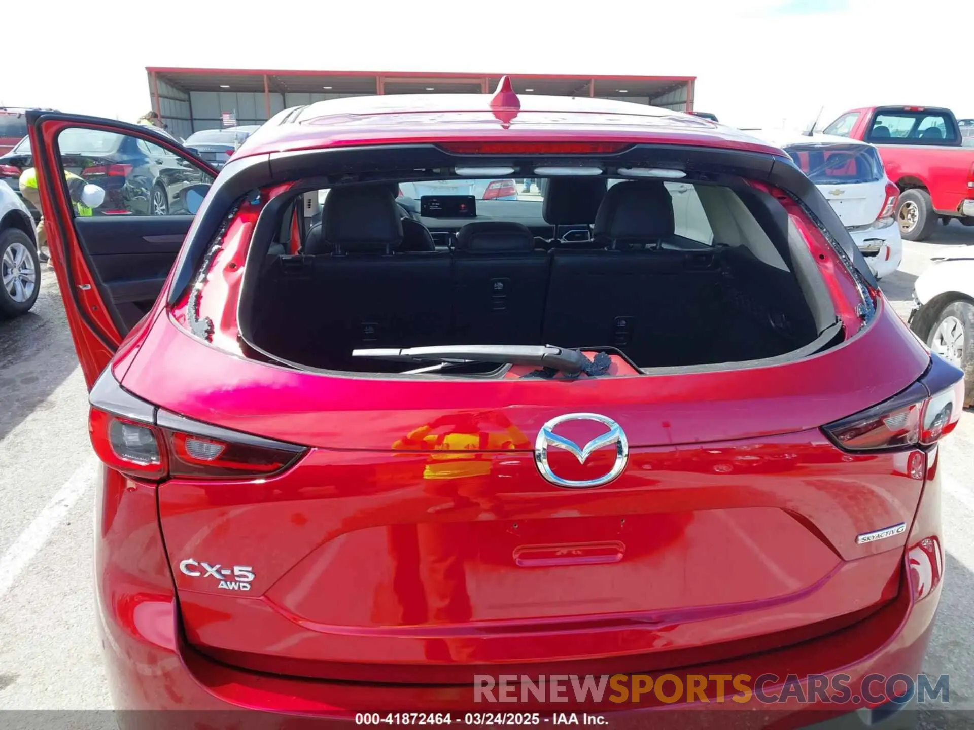 17 Photograph of a damaged car JM3KFBCM1P0192760 MAZDA CX-5 2023