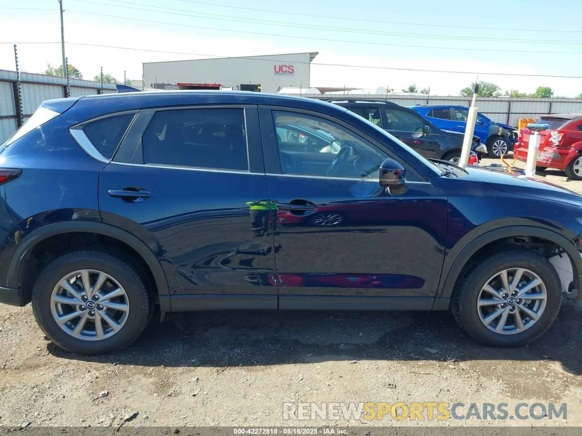 14 Photograph of a damaged car JM3KFBCM2P0250701 MAZDA CX-5 2023