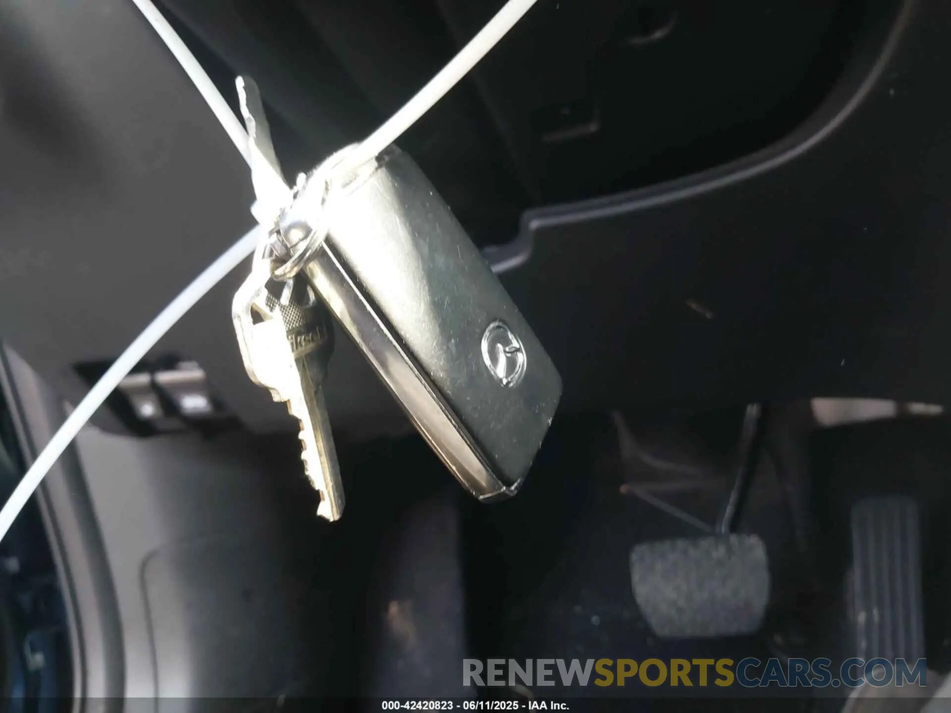 11 Photograph of a damaged car JM3KFBCM3P0255230 MAZDA CX-5 2023
