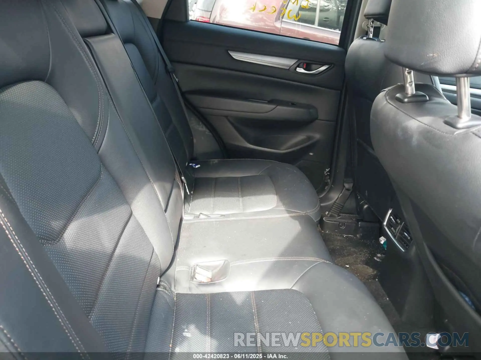 8 Photograph of a damaged car JM3KFBCM3P0255230 MAZDA CX-5 2023