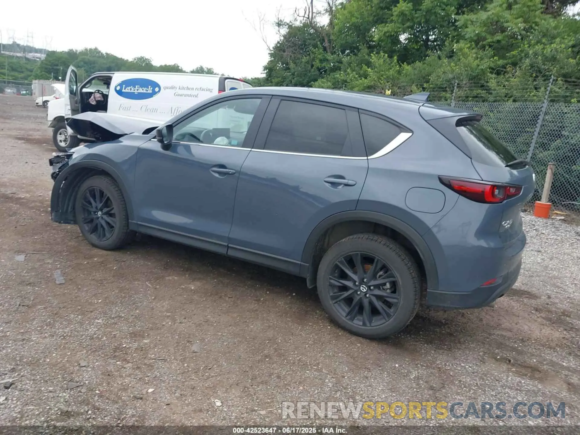 3 Photograph of a damaged car JM3KFBCM4P0142175 MAZDA CX-5 2023