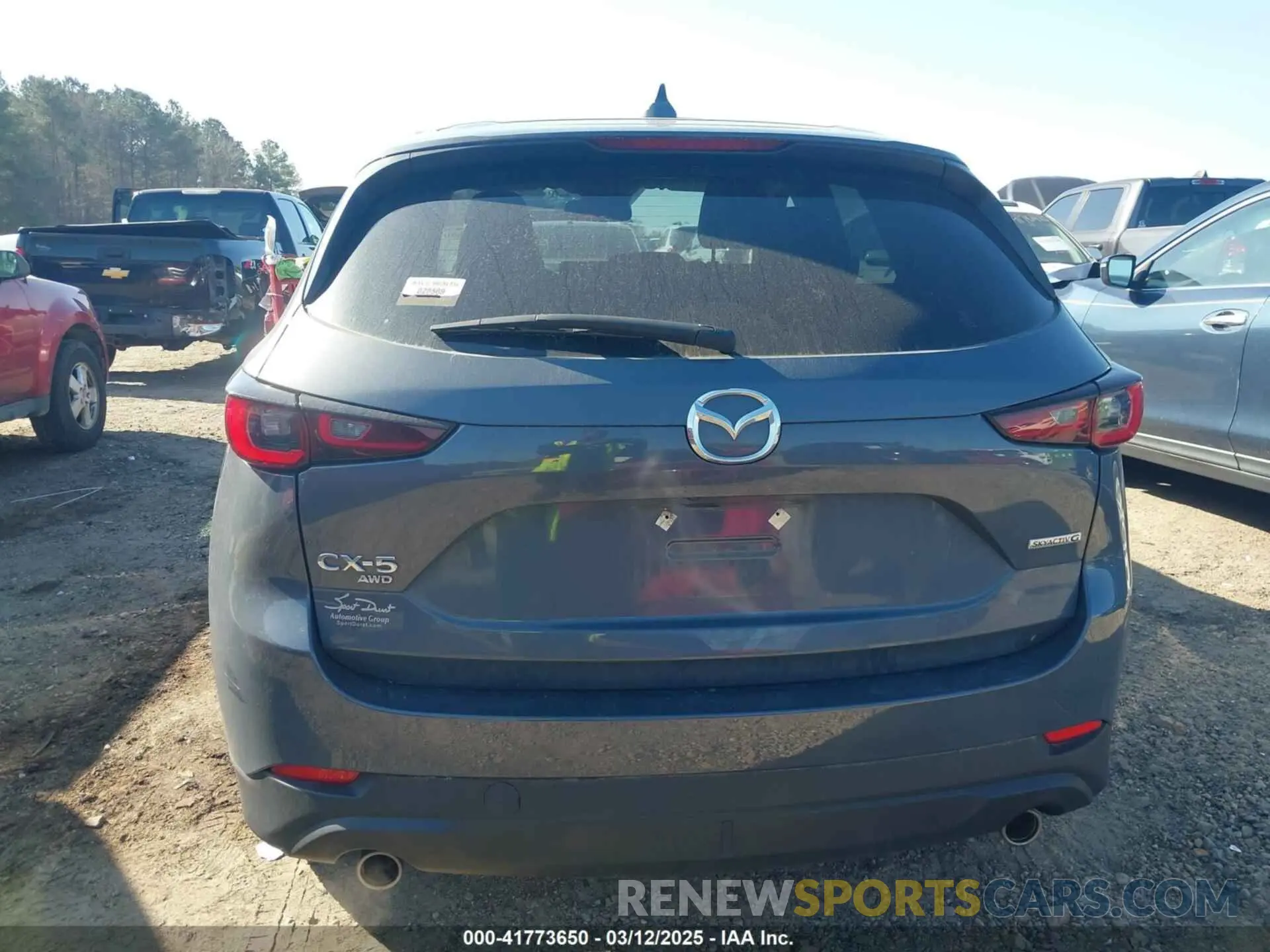 17 Photograph of a damaged car JM3KFBCM5P0127376 MAZDA CX-5 2023